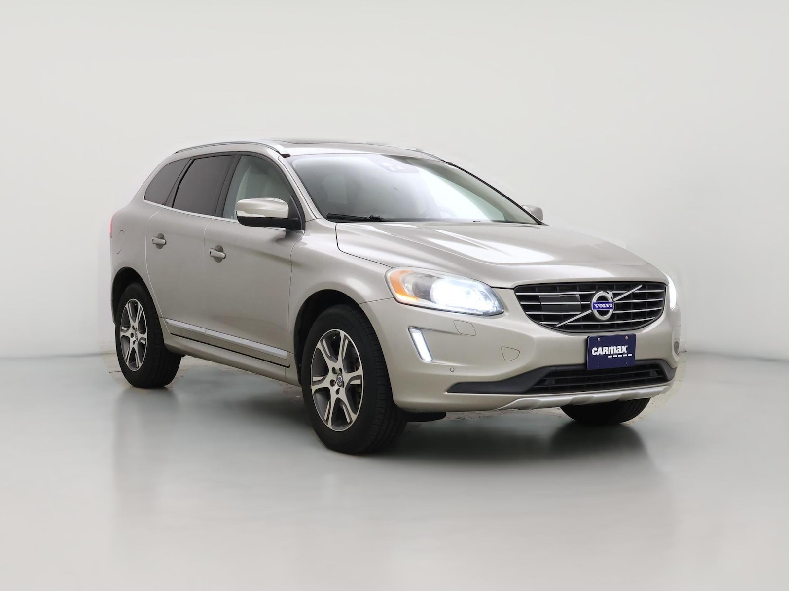 2015 Volvo XC60 T6 Platinum