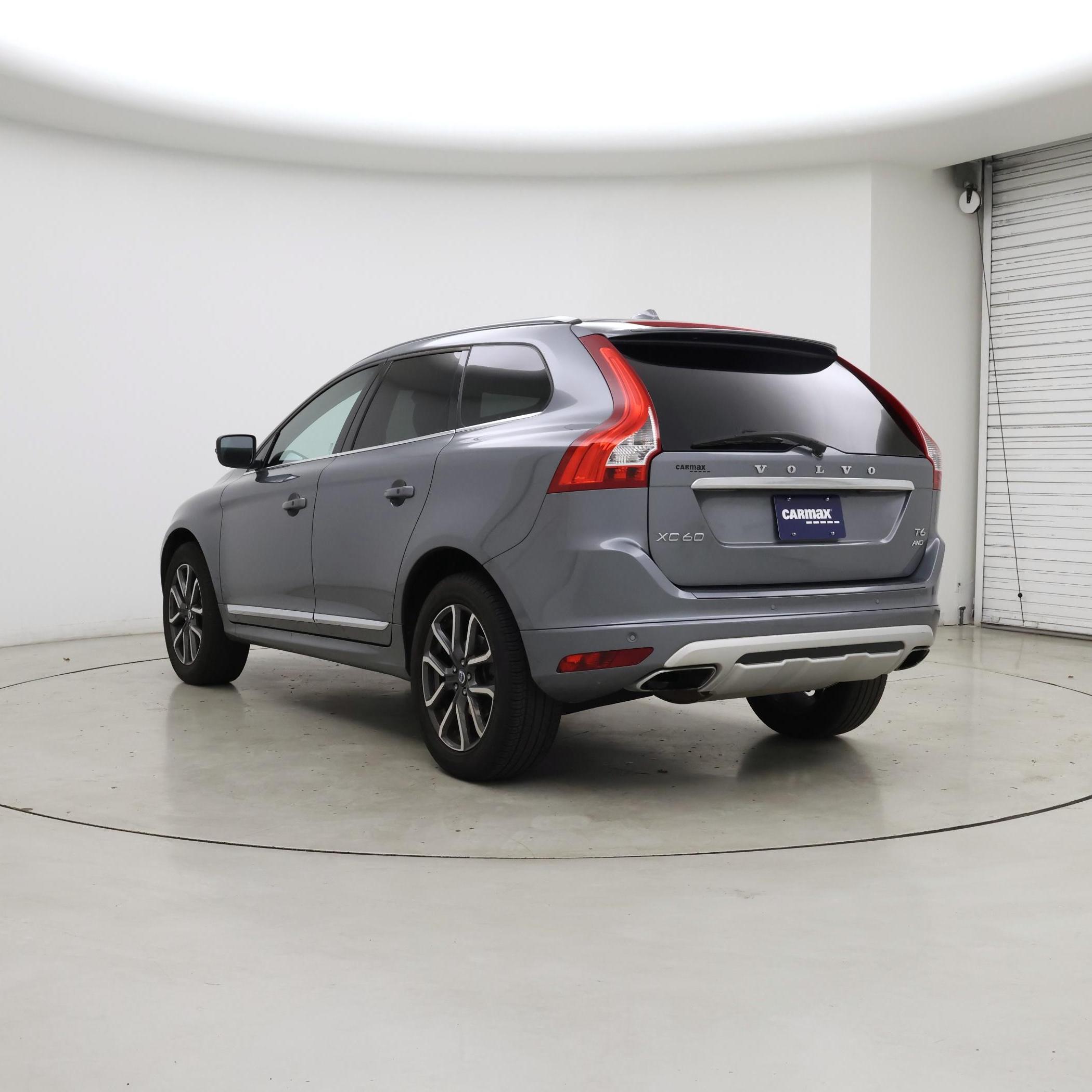 Thumbnail: 2017 Volvo XC60 - 2