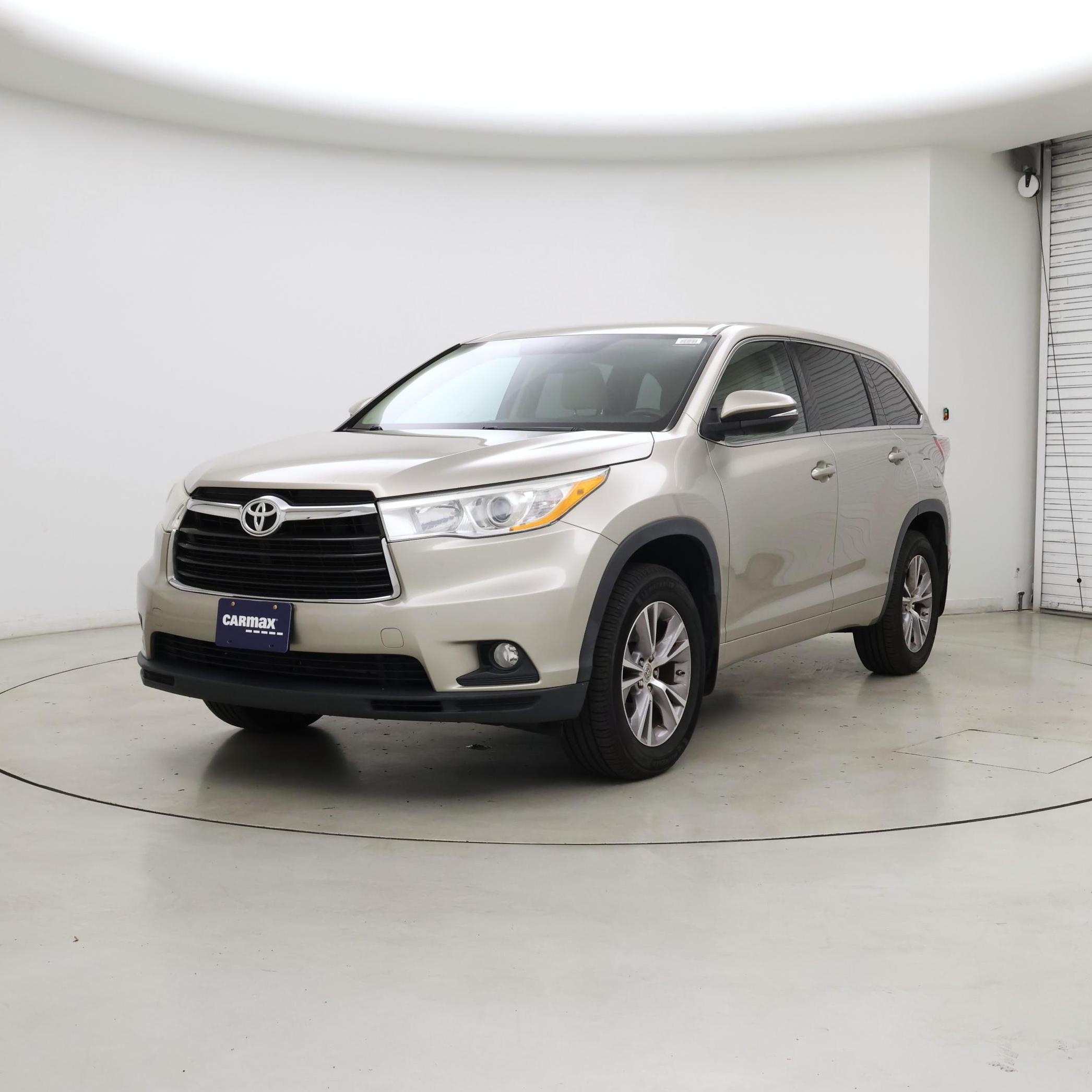 Thumbnail: 2014 Toyota Highlander - 4