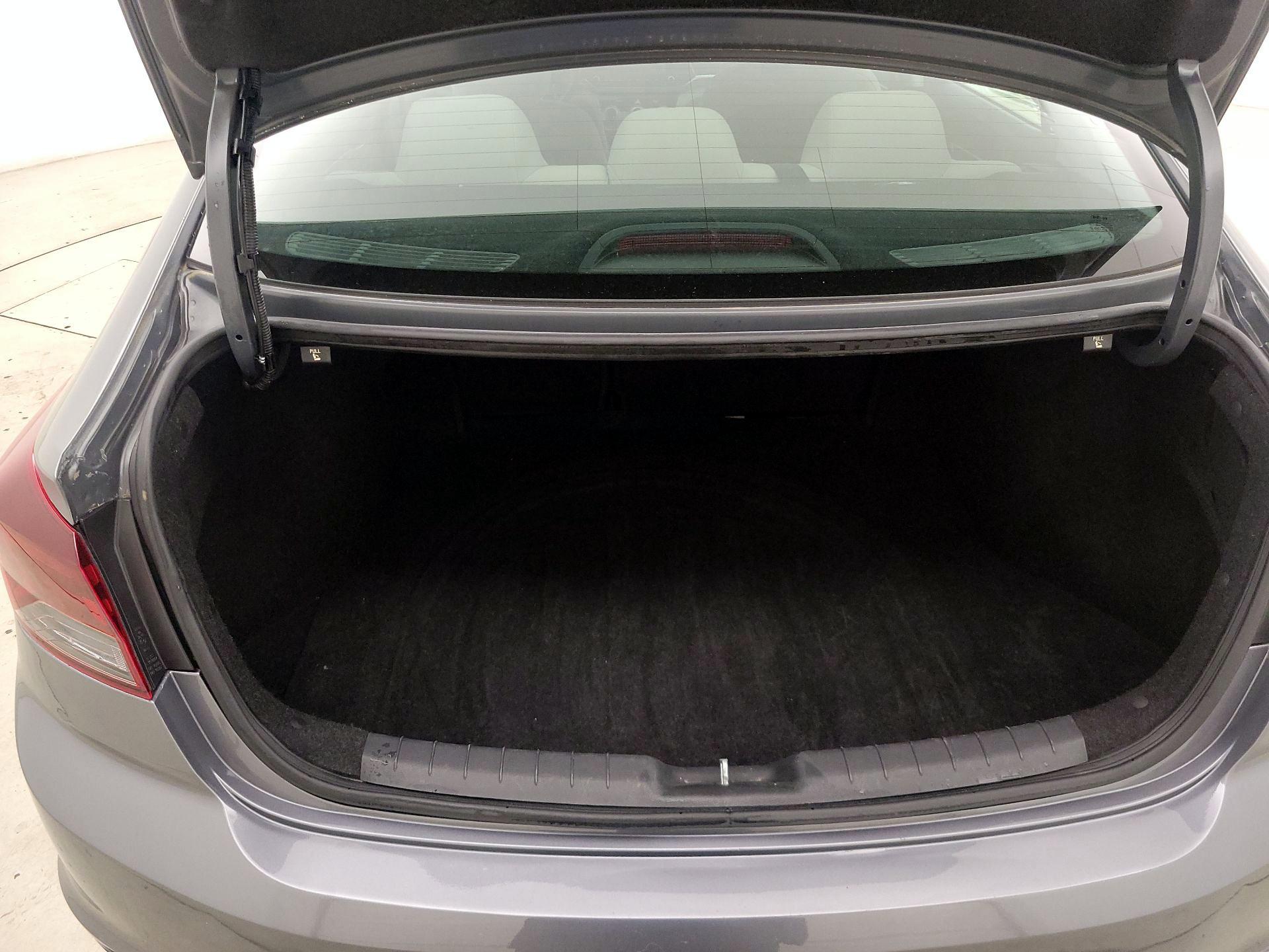 Thumbnail: 2019 Hyundai Elantra - 20