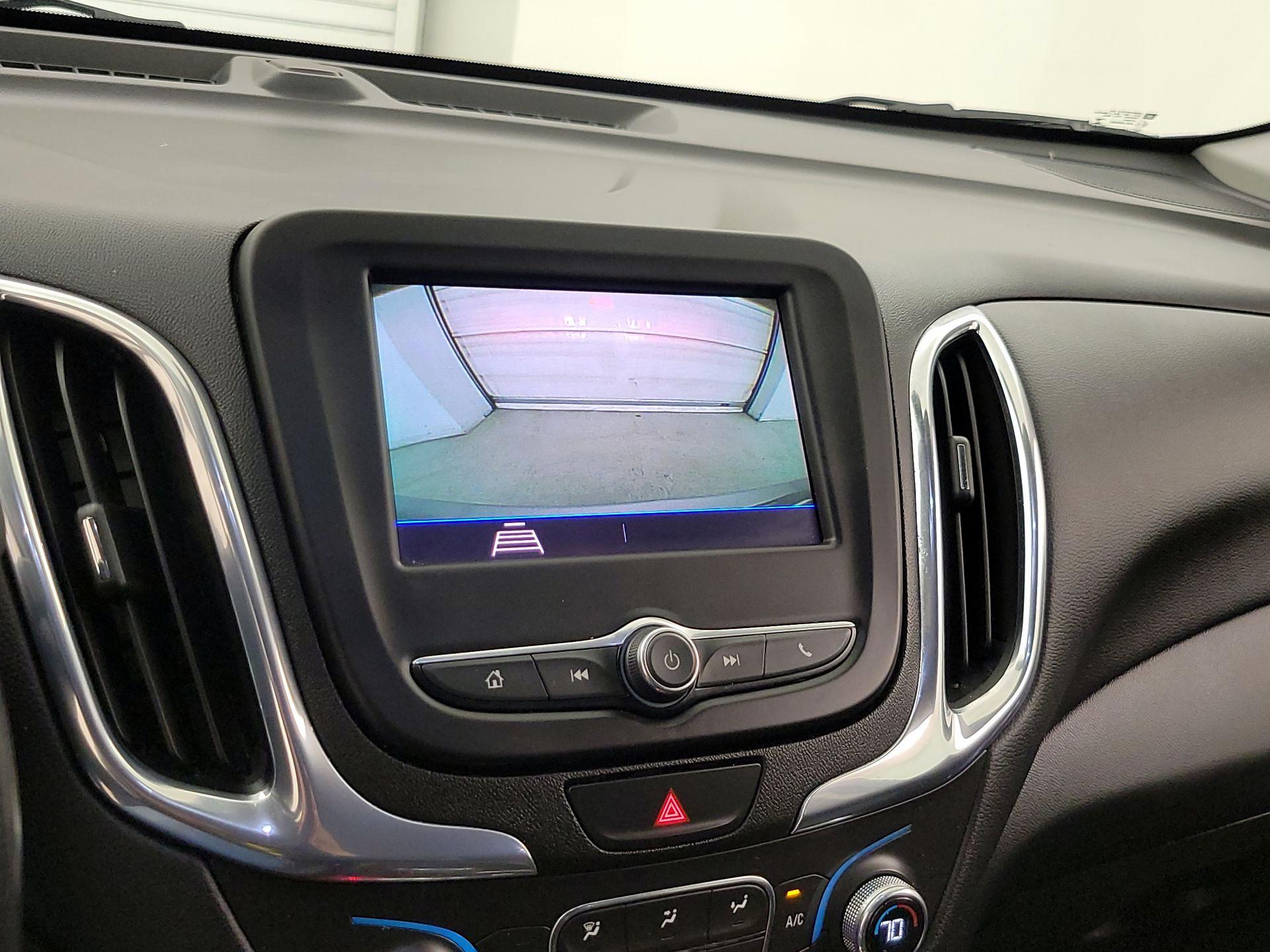 Thumbnail: 2021 Chevrolet Equinox - 14