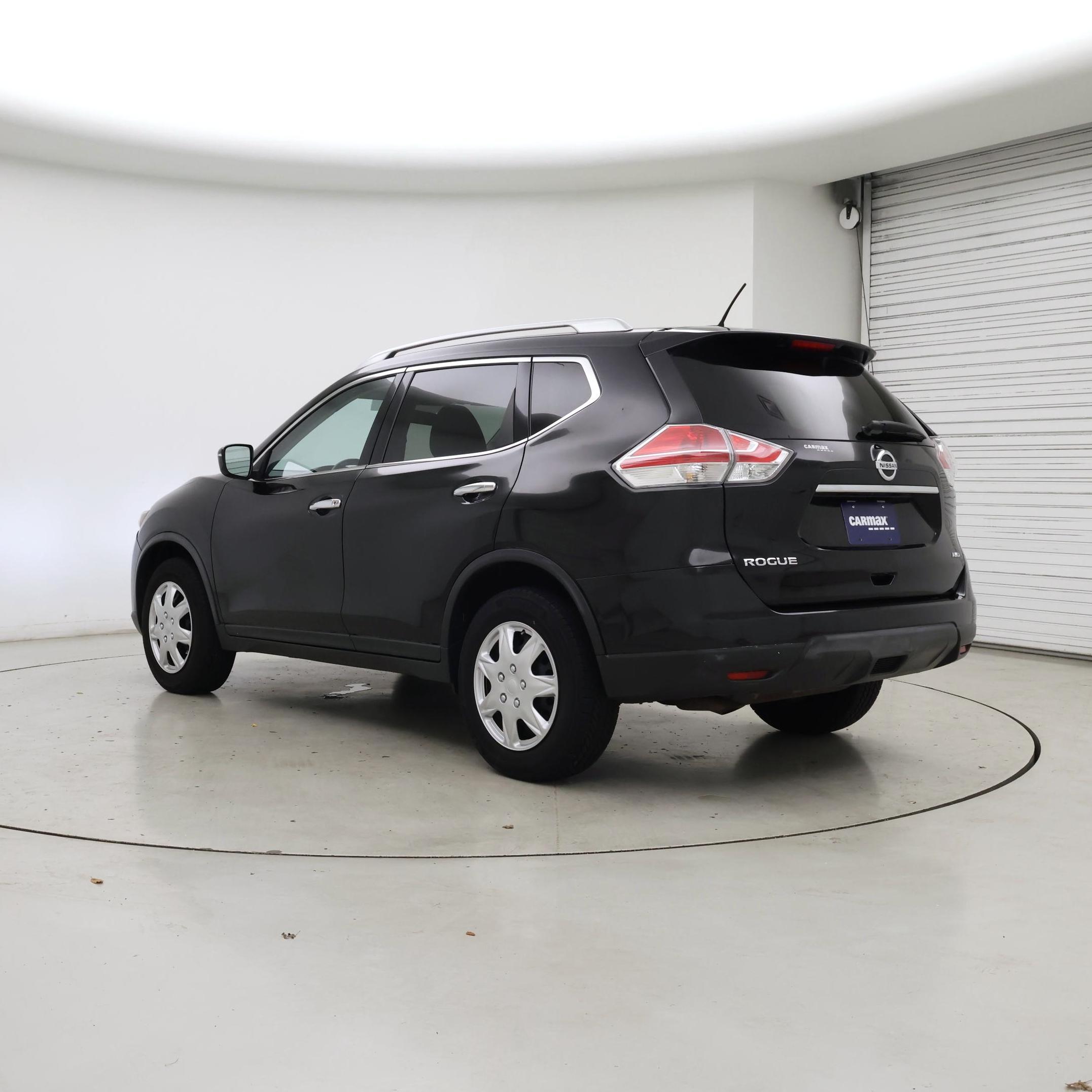 Thumbnail: 2016 Nissan Rogue - 2