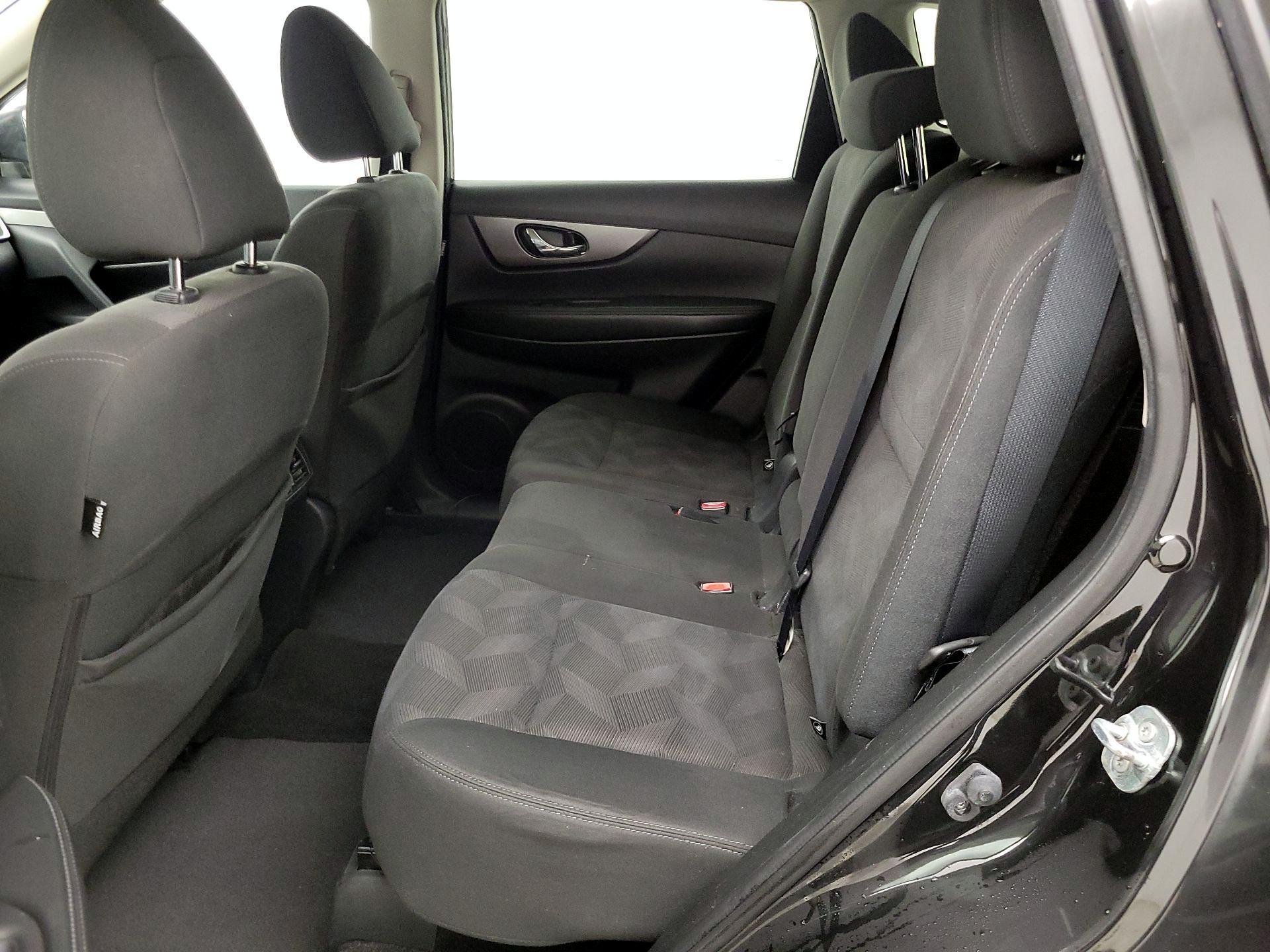 Thumbnail: 2016 Nissan Rogue - 19