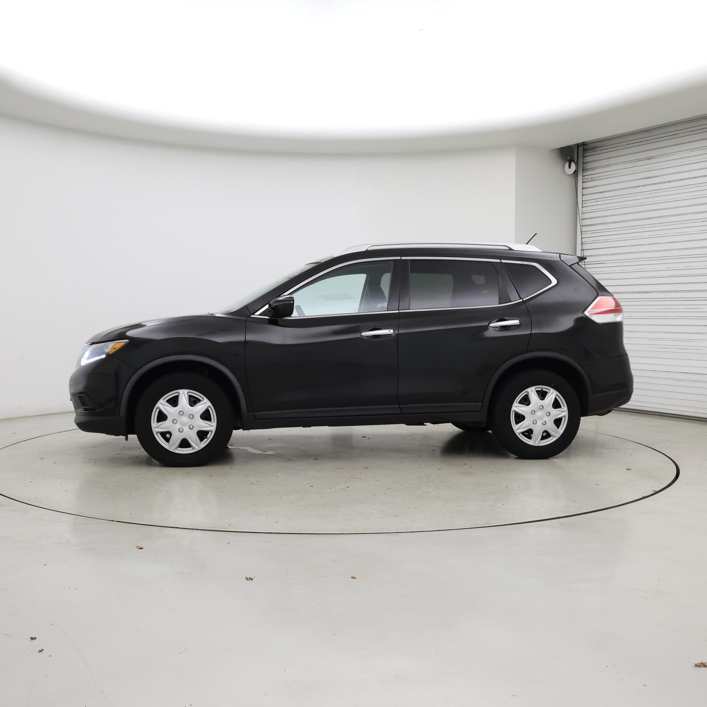 Thumbnail: 2016 Nissan Rogue - 3