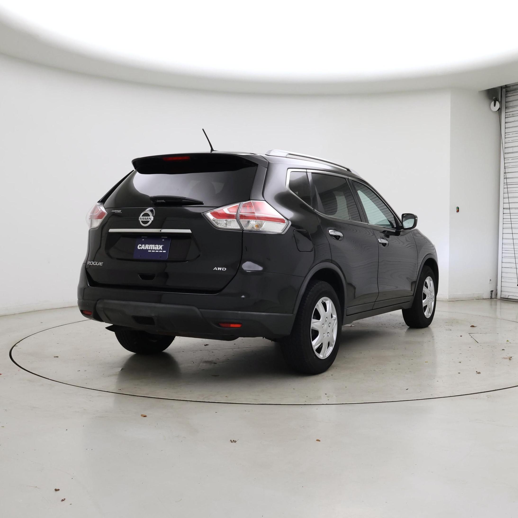 Thumbnail: 2016 Nissan Rogue - 8