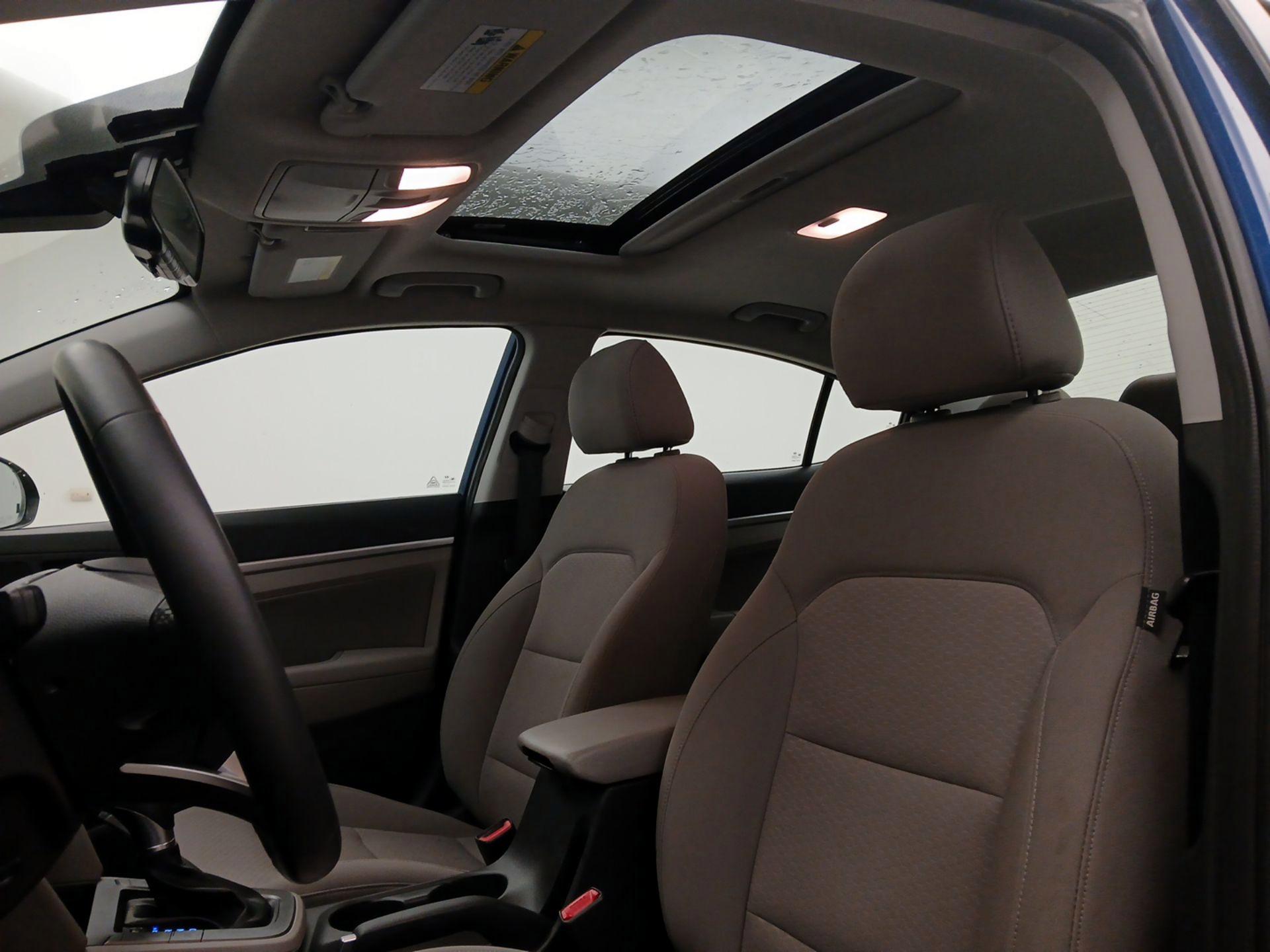 Thumbnail: 2020 Hyundai Elantra - 19