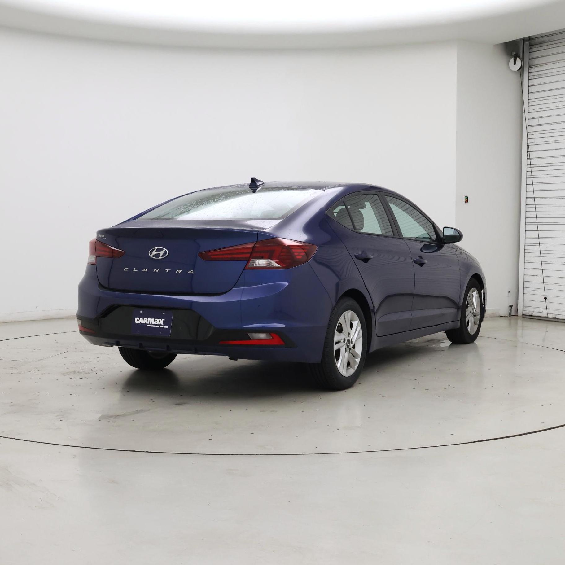 Thumbnail: 2020 Hyundai Elantra - 8