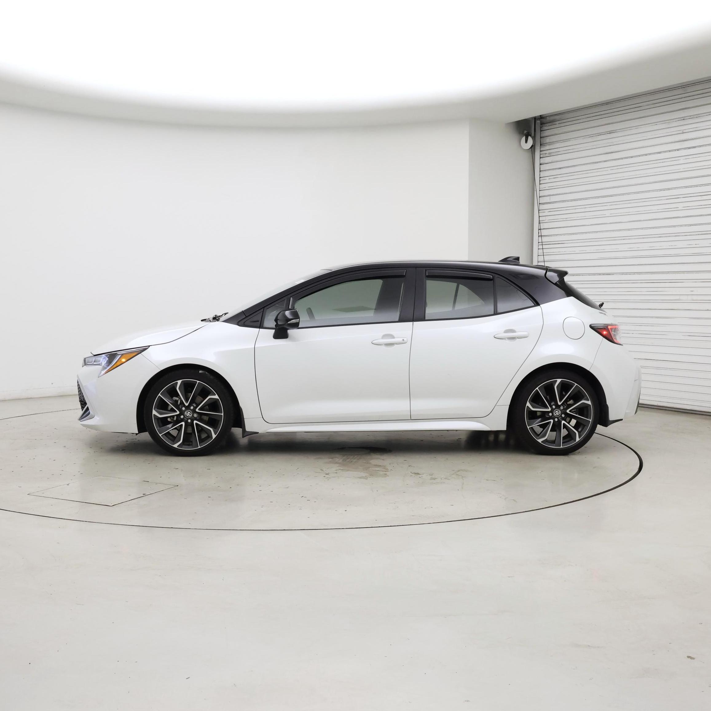 Thumbnail: 2022 Toyota Corolla - 3