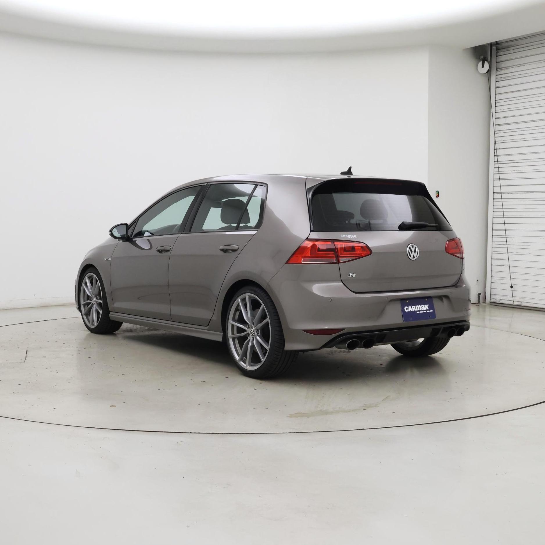 Thumbnail: 2017 Volkswagen Golf - 2