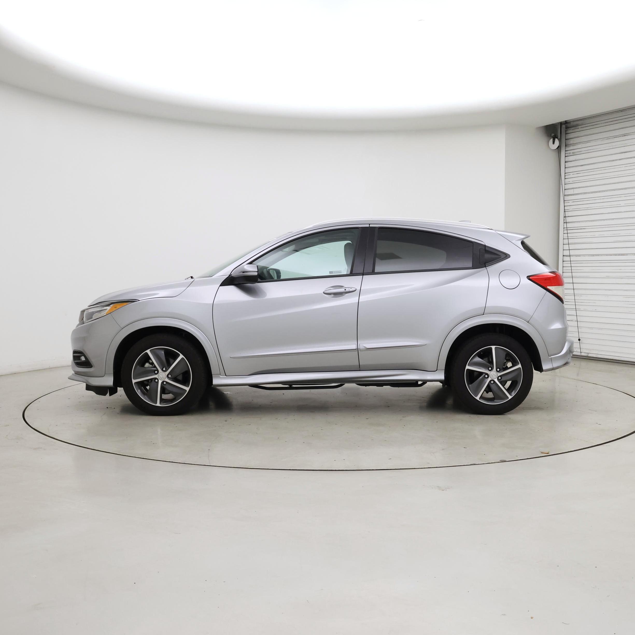 Thumbnail: 2019 Honda HR-V - 3