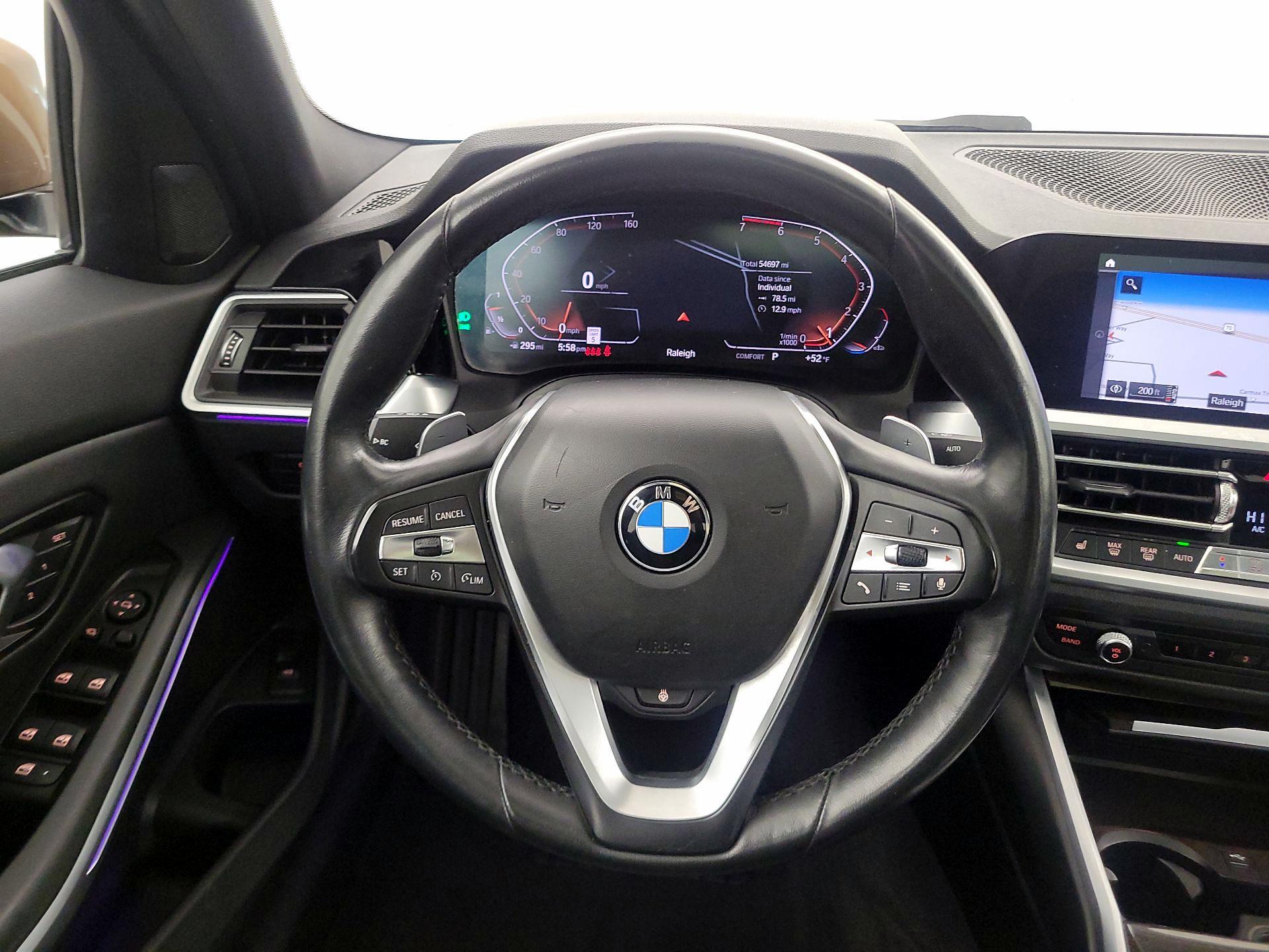 Thumbnail: 2020 BMW 3 Series - 10