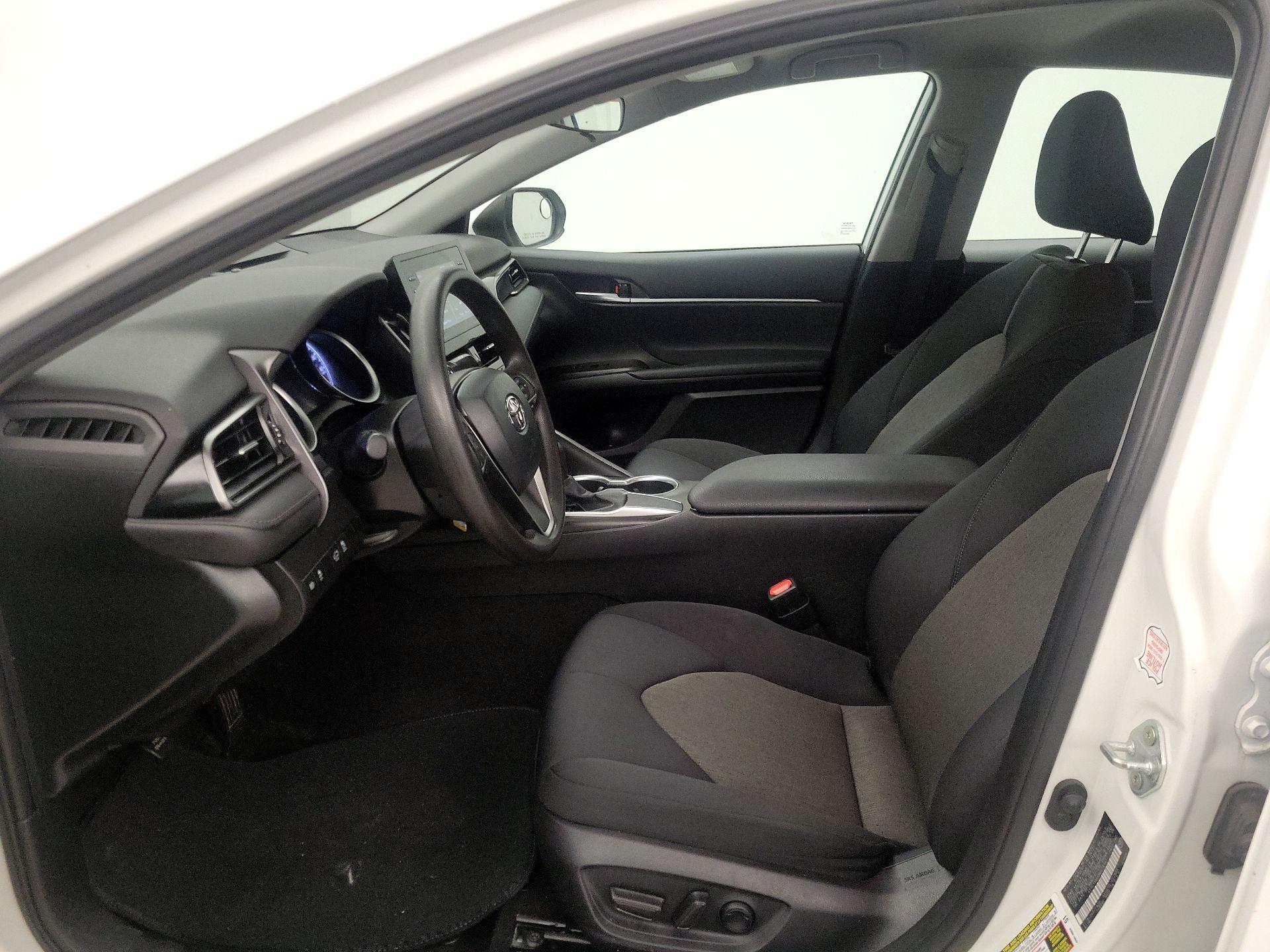 Thumbnail: 2021 Toyota Camry - 11