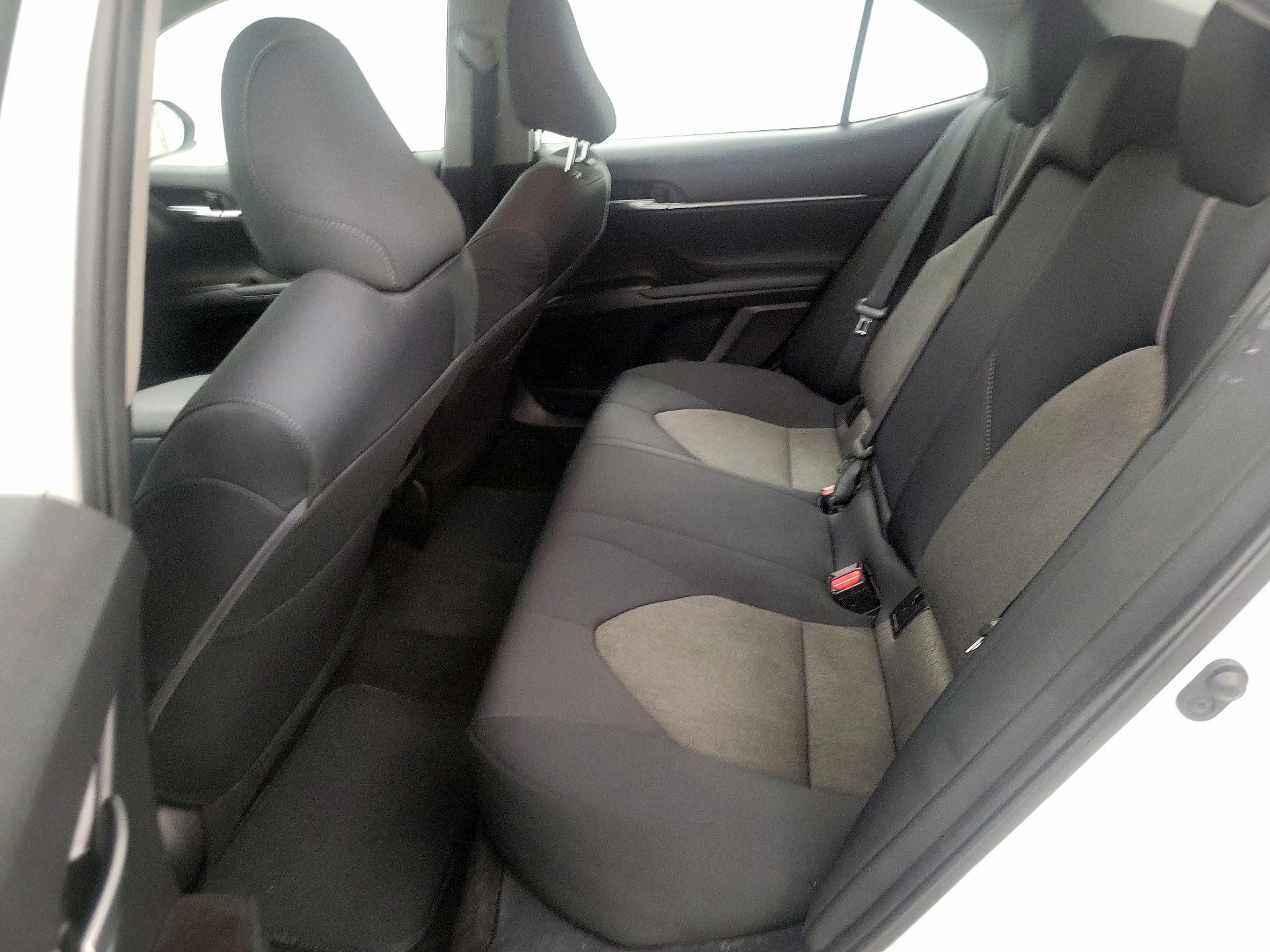 Thumbnail: 2021 Toyota Camry - 18