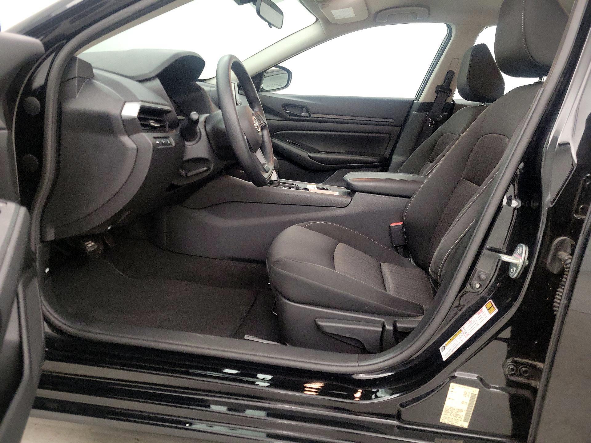 Thumbnail: 2023 Nissan Altima - 11