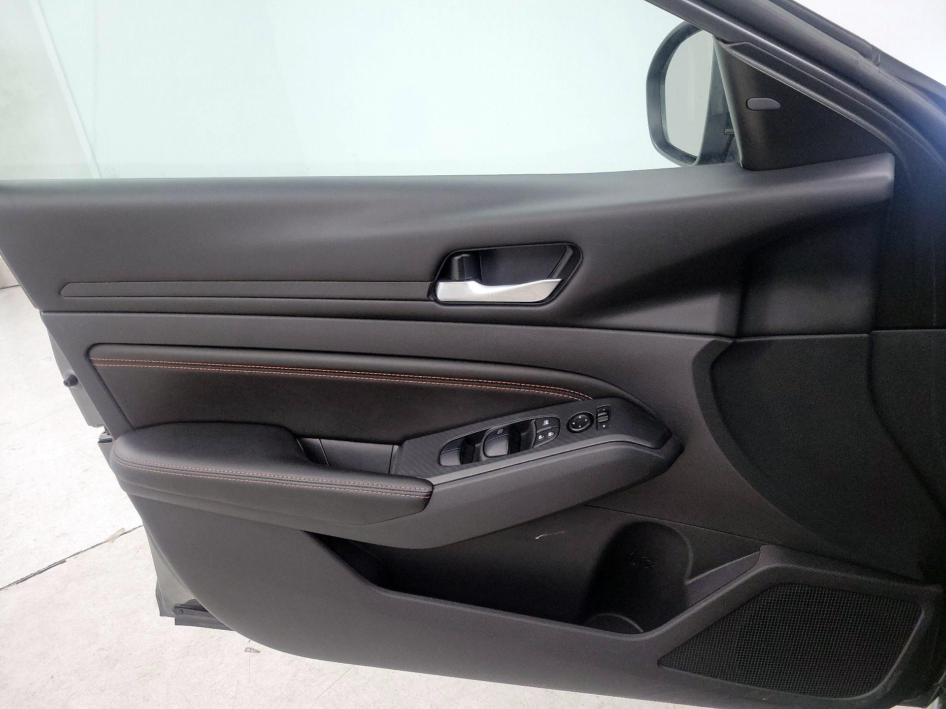 Thumbnail: 2022 Nissan Altima - 12