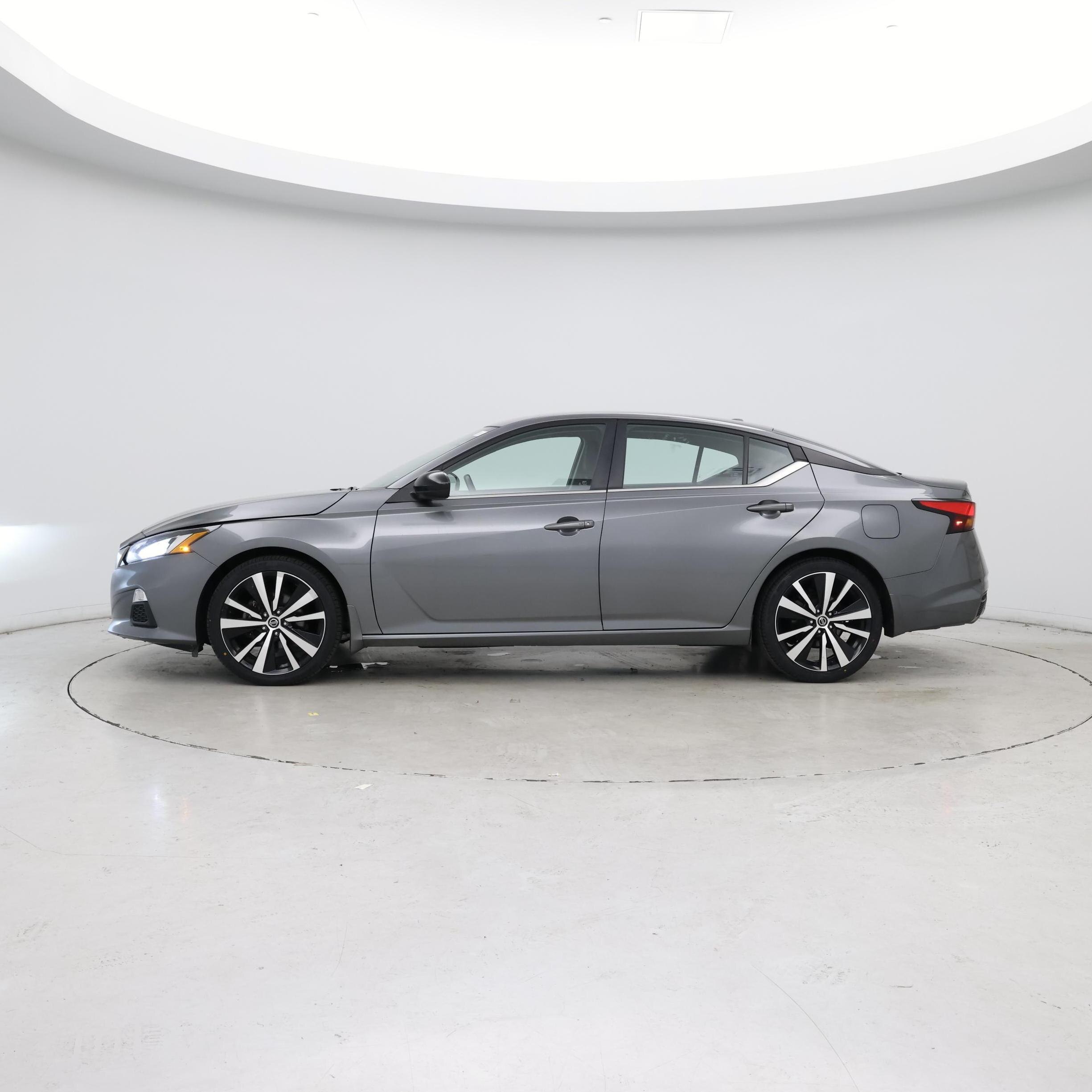 Thumbnail: 2022 Nissan Altima - 3