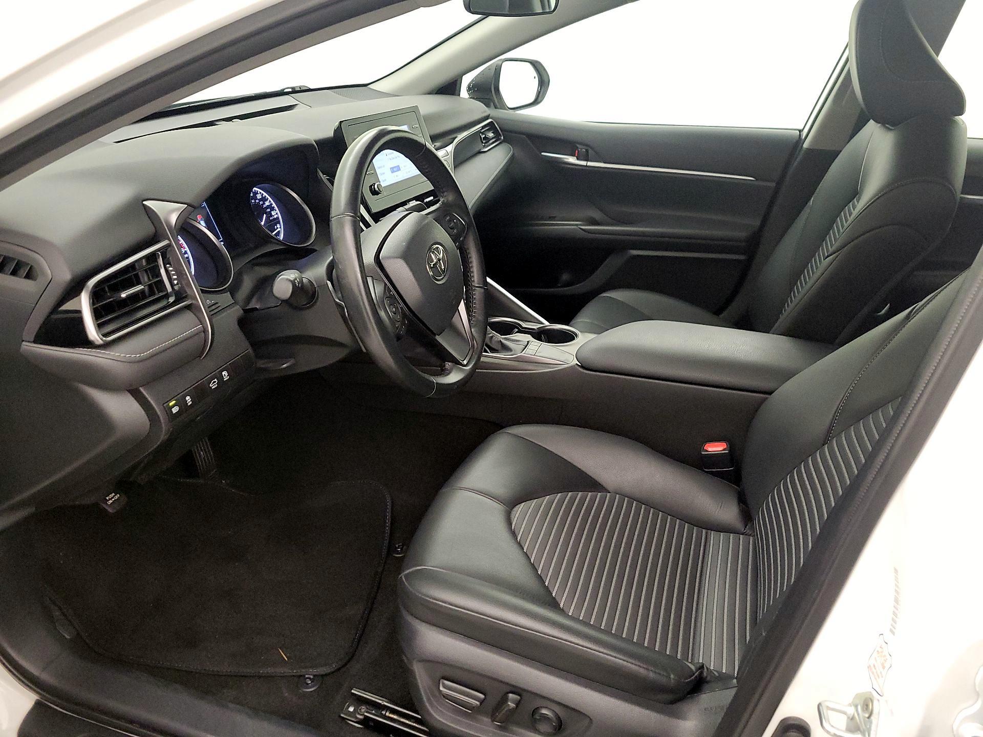 Thumbnail: 2023 Toyota Camry - 11