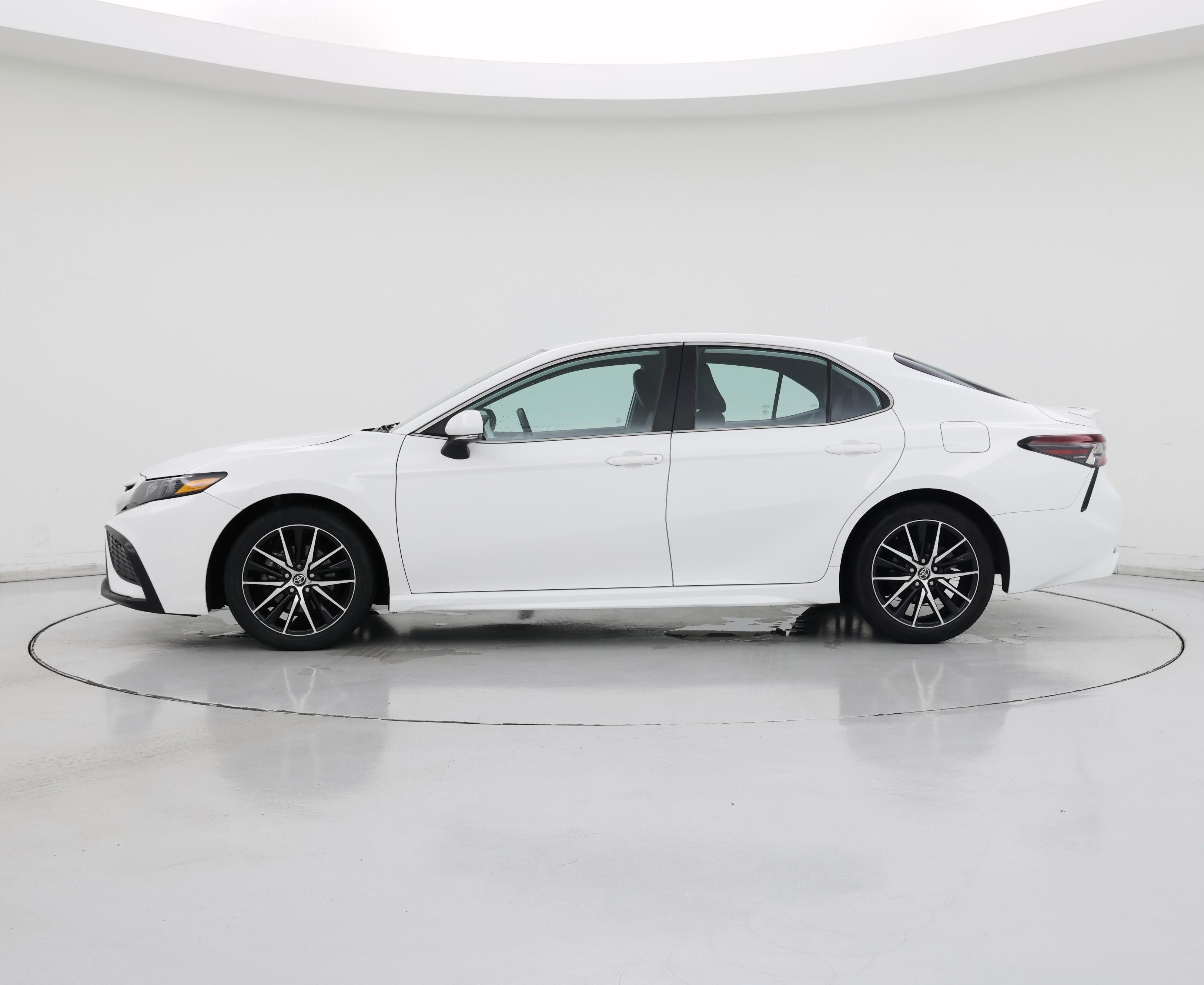 Thumbnail: 2023 Toyota Camry - 3