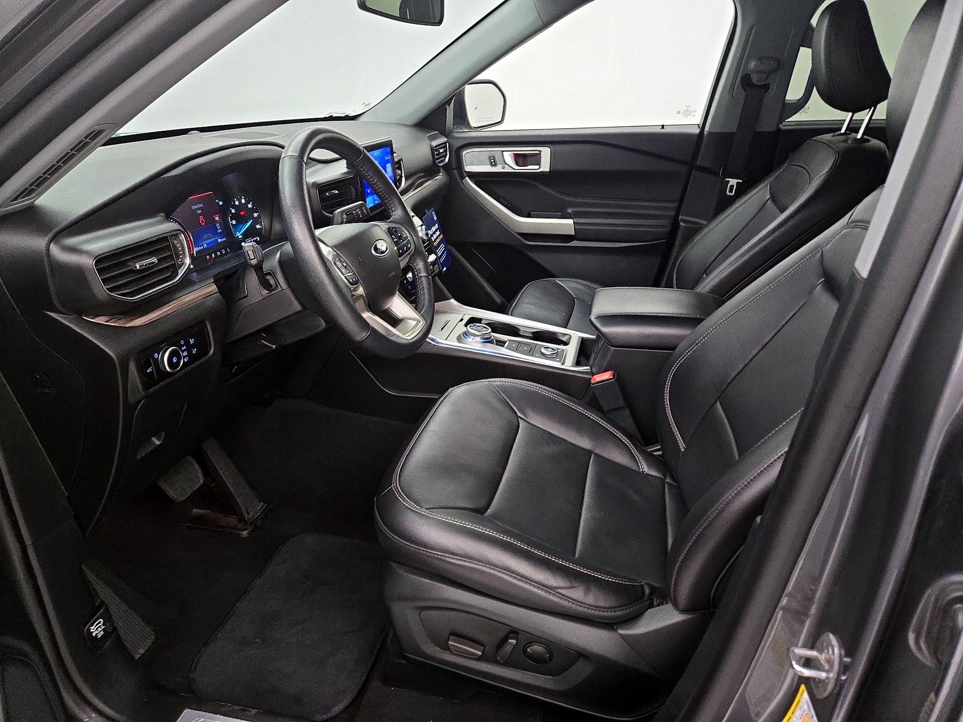 Thumbnail: 2023 Ford Explorer - 11