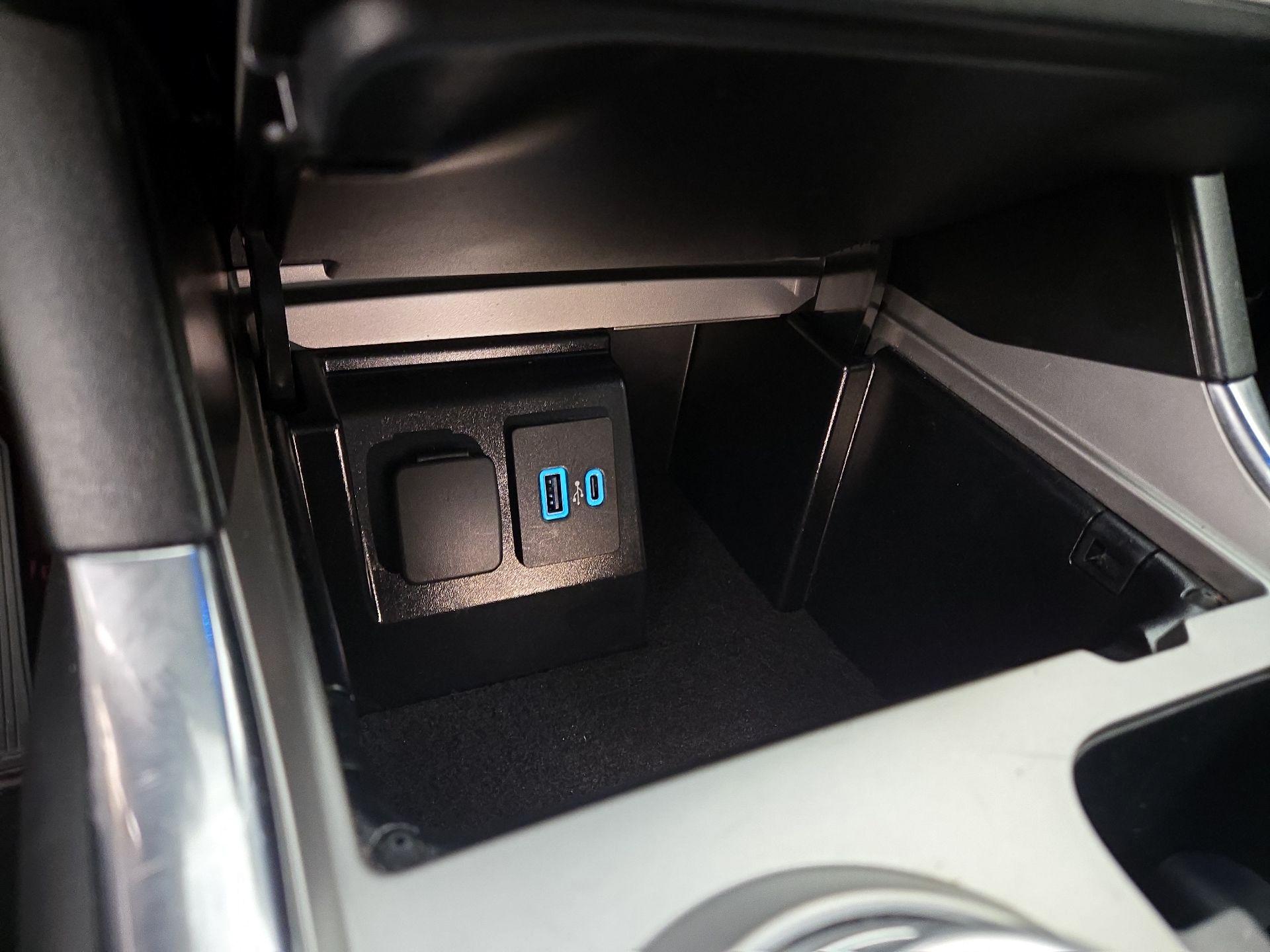 Thumbnail: 2023 Ford Explorer - 18