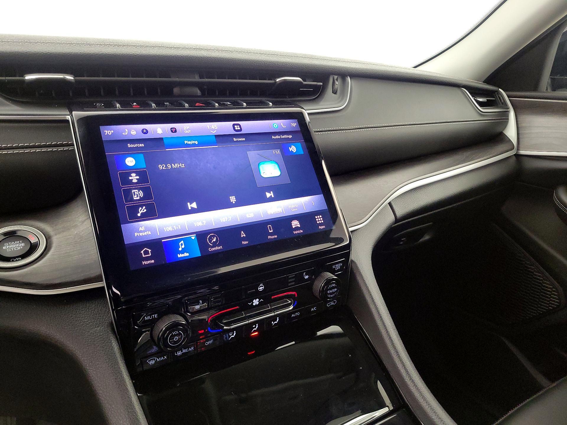 Thumbnail: 2023 Jeep Grand Cherokee L - 16