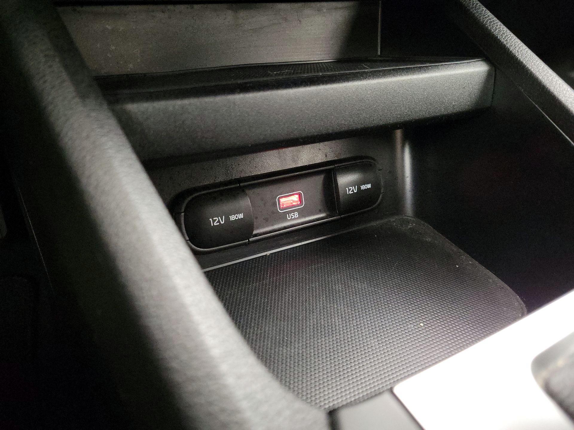 Thumbnail: 2023 Kia Forte - 18