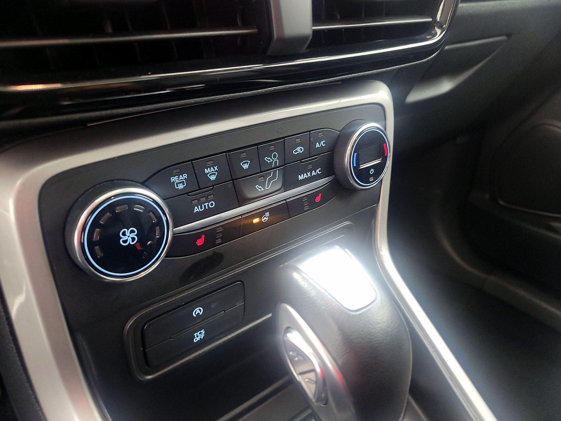 Thumbnail: 2021 Ford EcoSport - 15