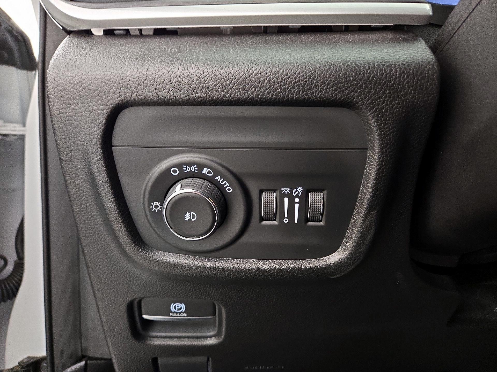 Thumbnail: 2021 Jeep Grand Cherokee L - 13