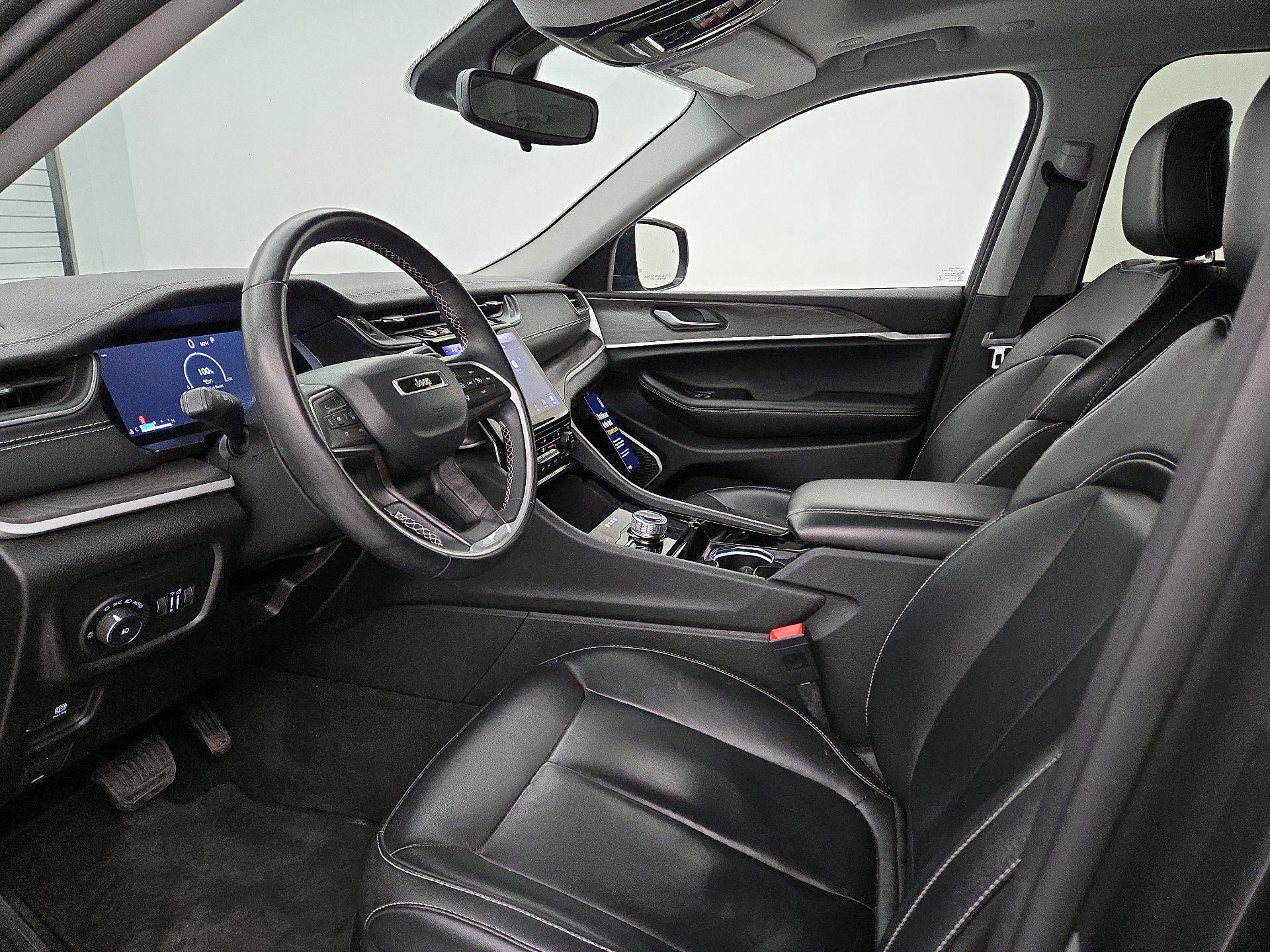 Thumbnail: 2022 Jeep Grand Cherokee L - 11