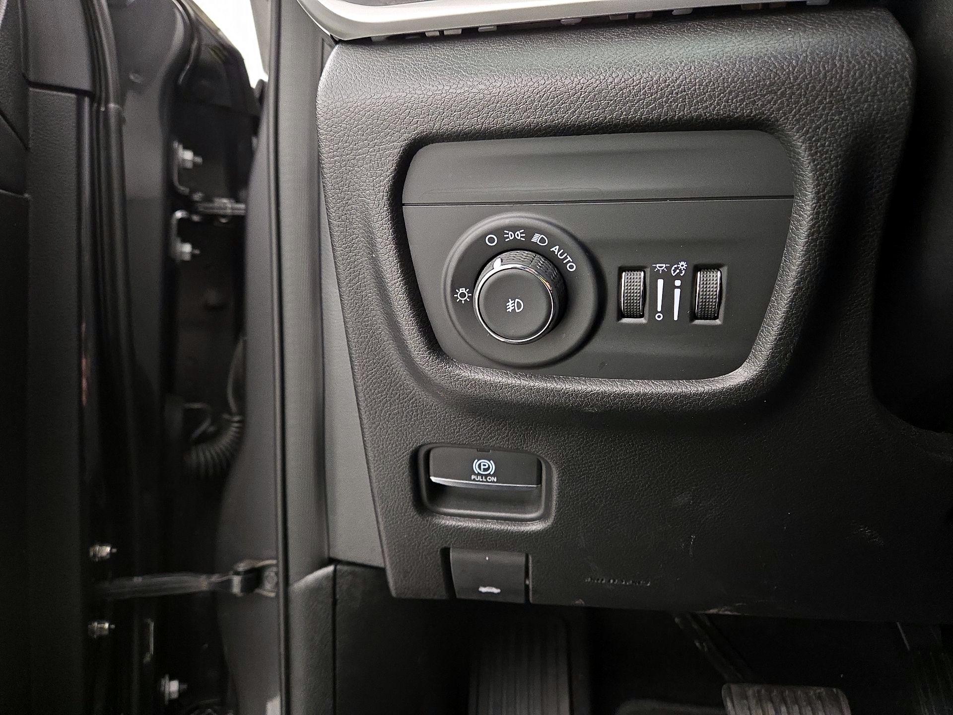 Thumbnail: 2022 Jeep Grand Cherokee L - 13