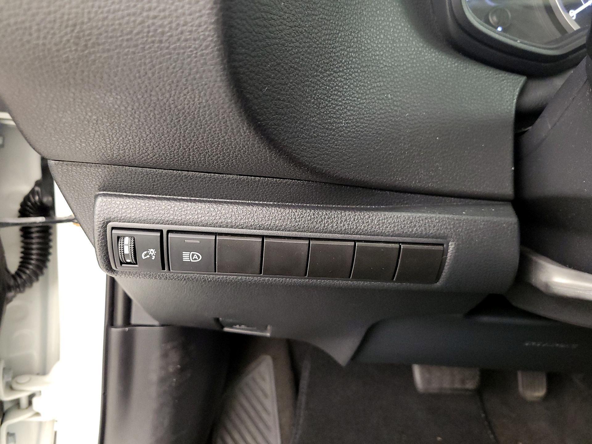 Thumbnail: 2021 Toyota Corolla - 13