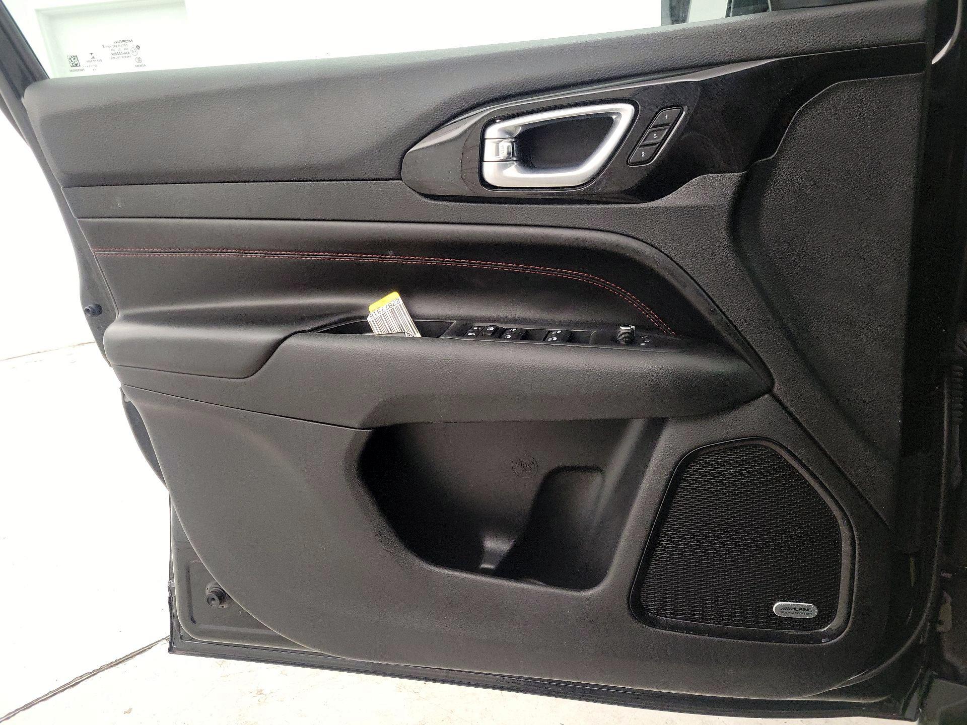 Thumbnail: 2022 Jeep Compass - 12