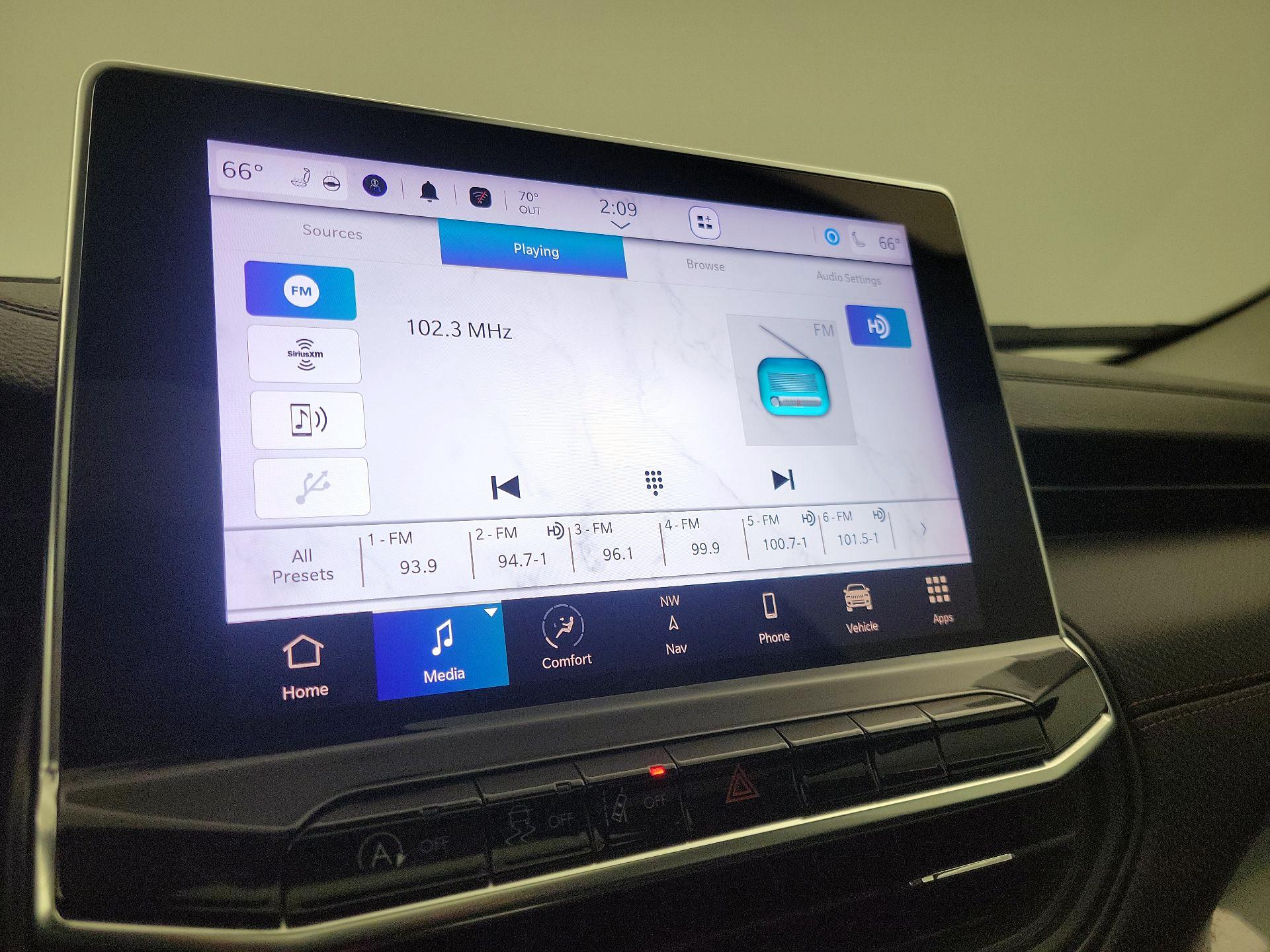 Thumbnail: 2022 Jeep Compass - 15