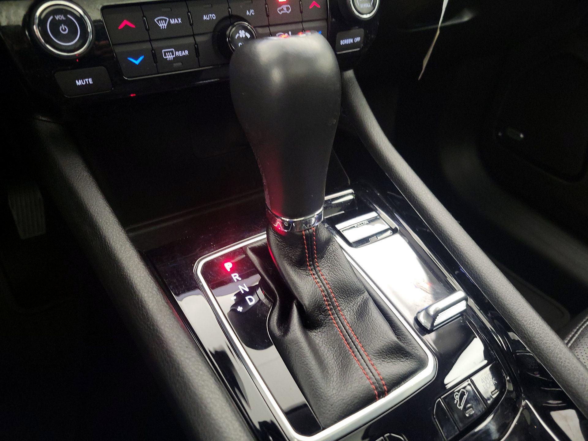 Thumbnail: 2022 Jeep Compass - 17