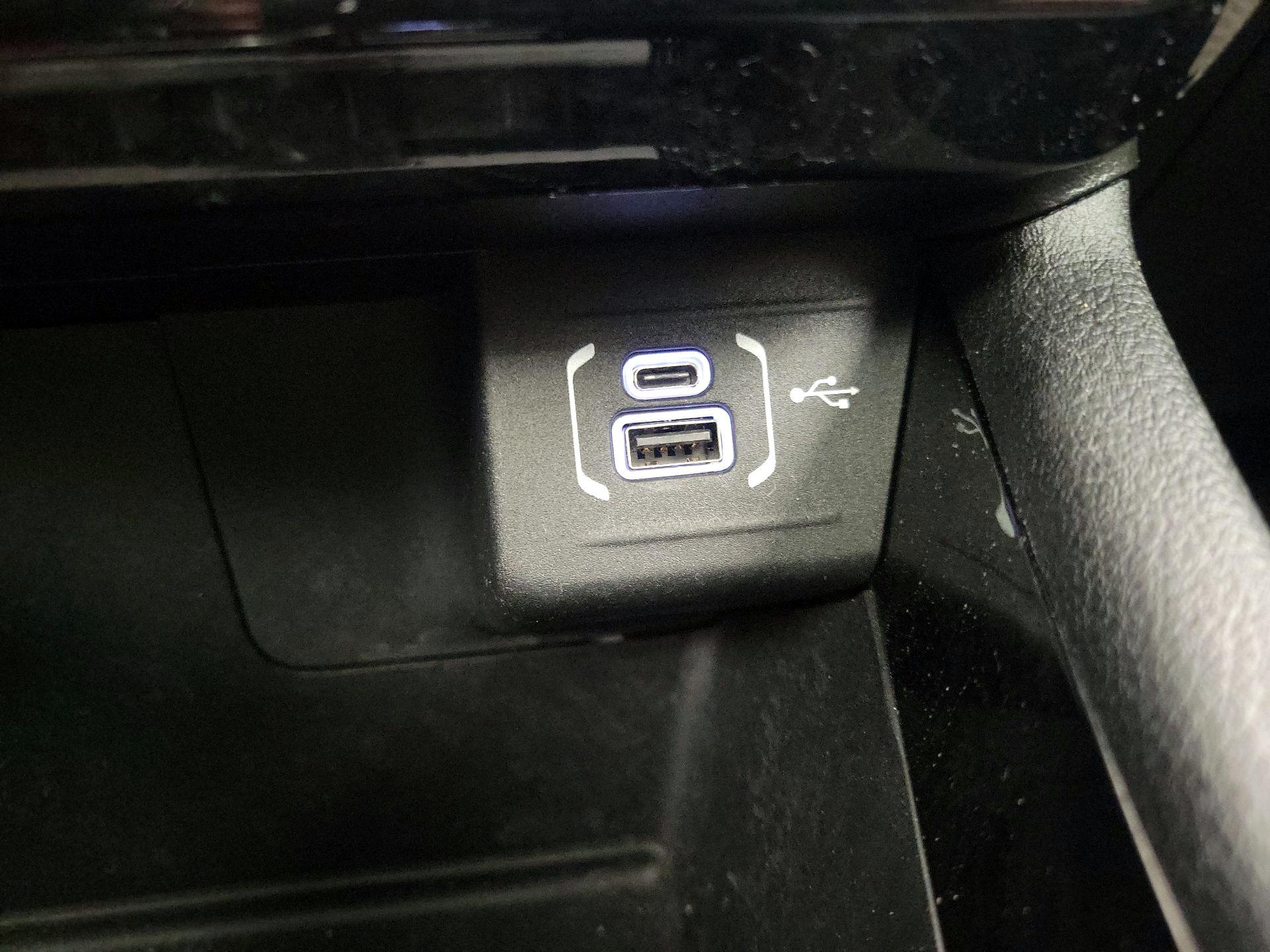 Thumbnail: 2022 Jeep Compass - 18