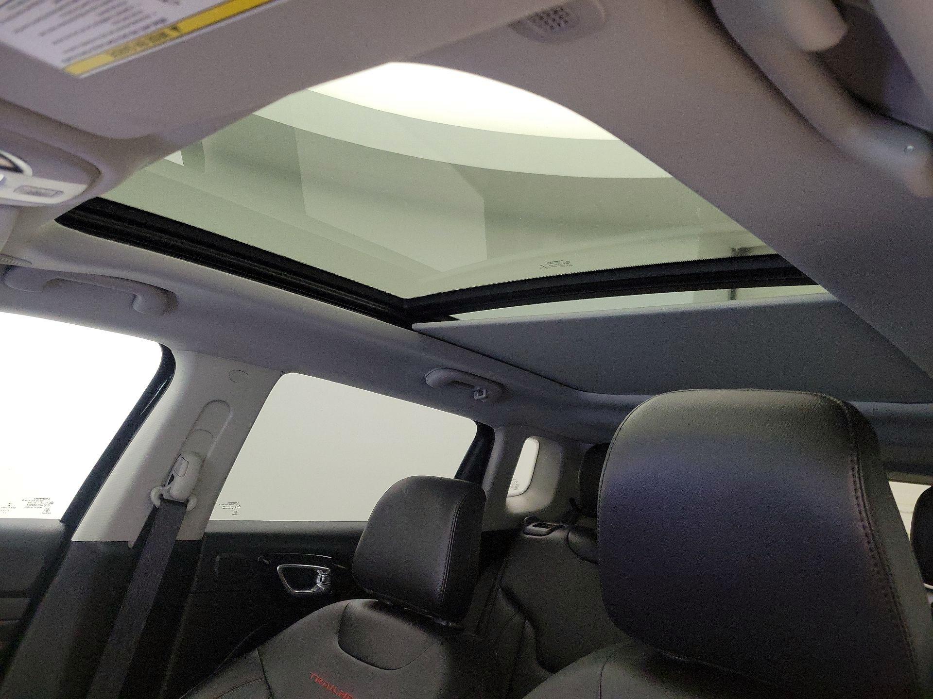 Thumbnail: 2022 Jeep Compass - 19