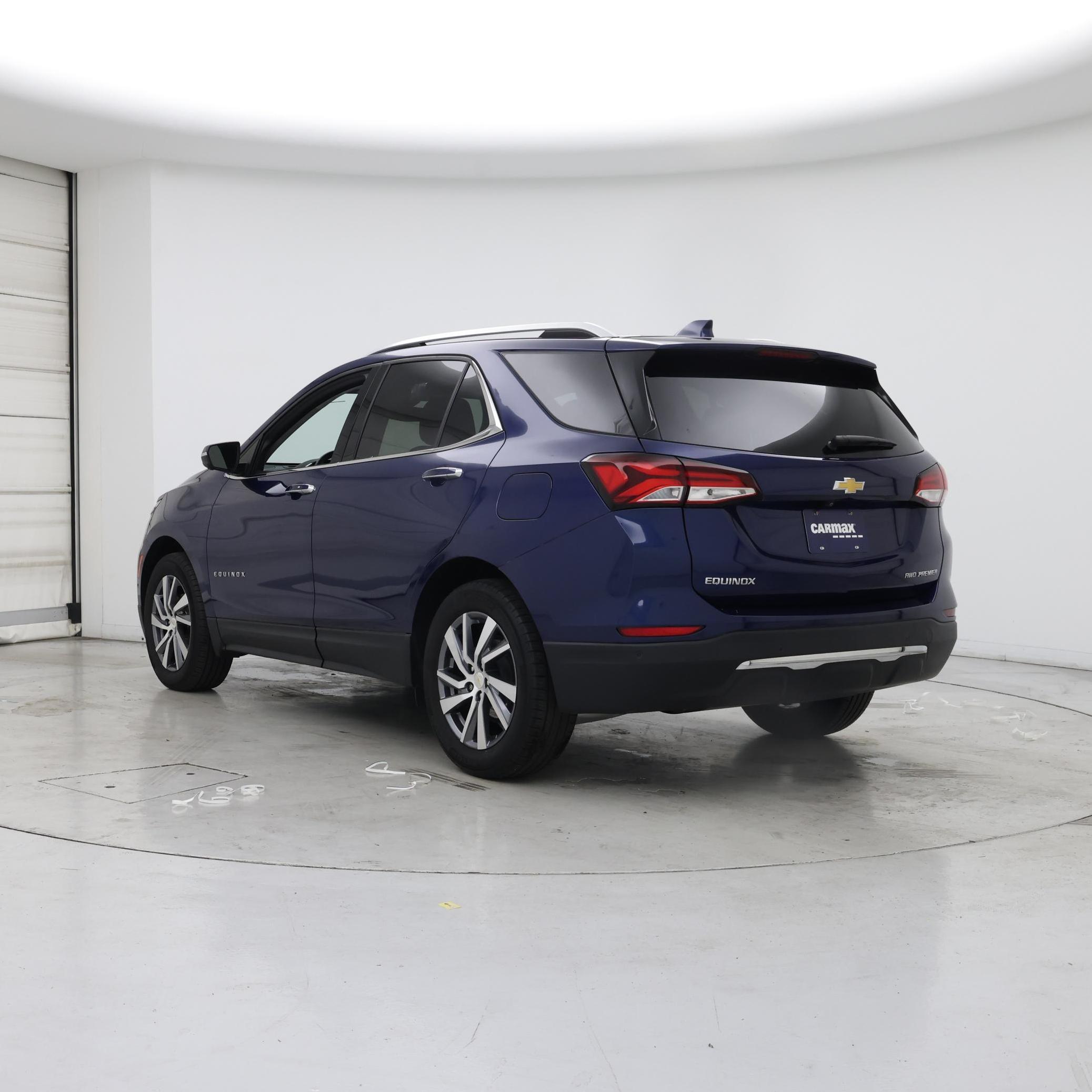 Thumbnail: 2022 Chevrolet Equinox - 2