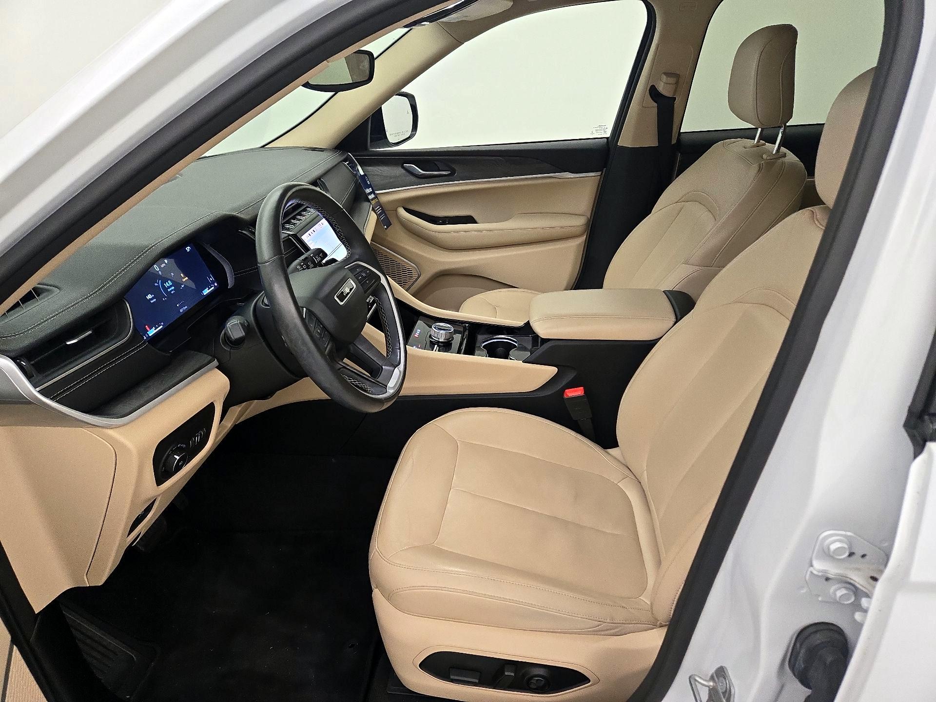 Thumbnail: 2021 Jeep Grand Cherokee L - 11