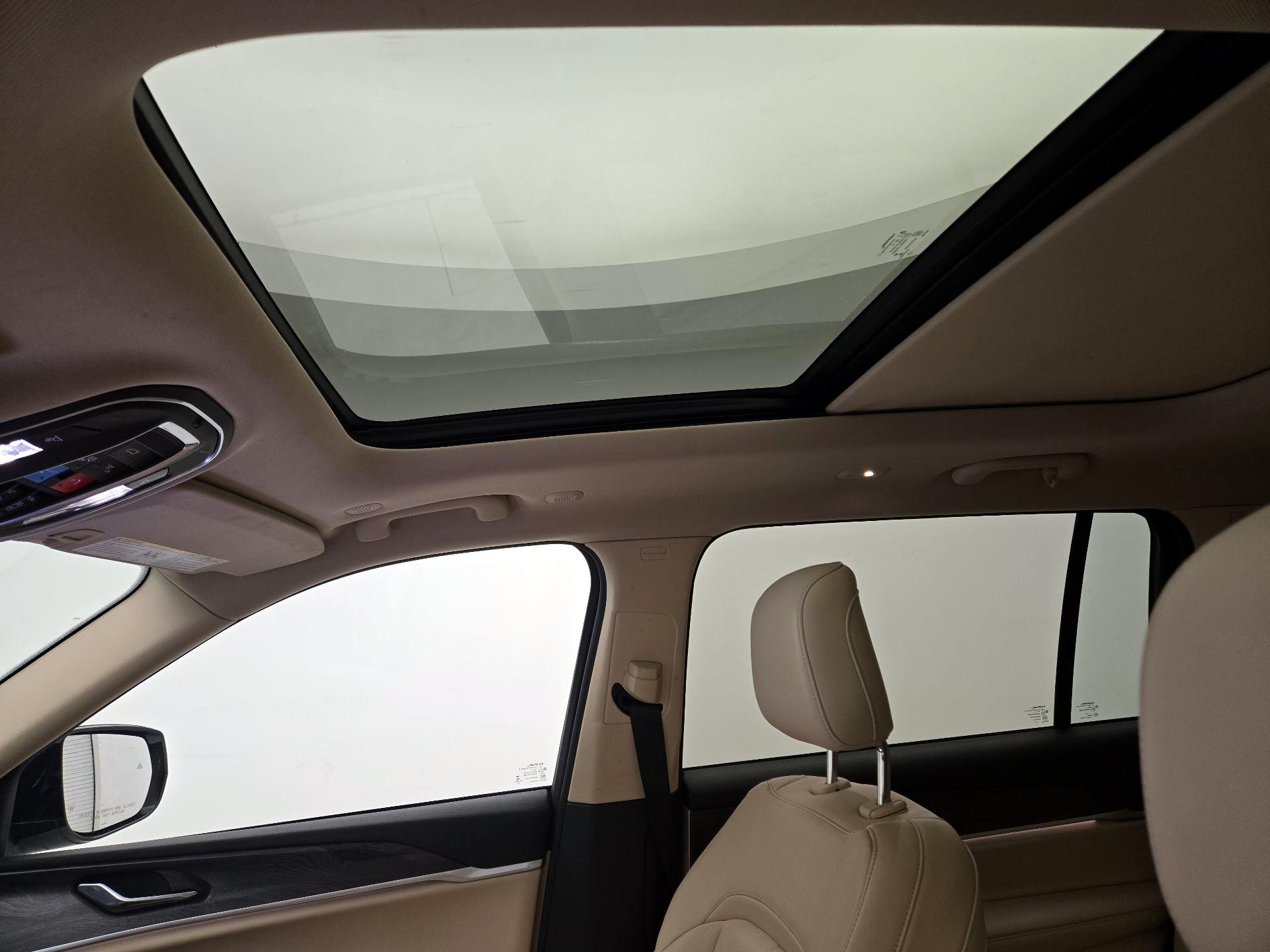 Thumbnail: 2021 Jeep Grand Cherokee L - 20