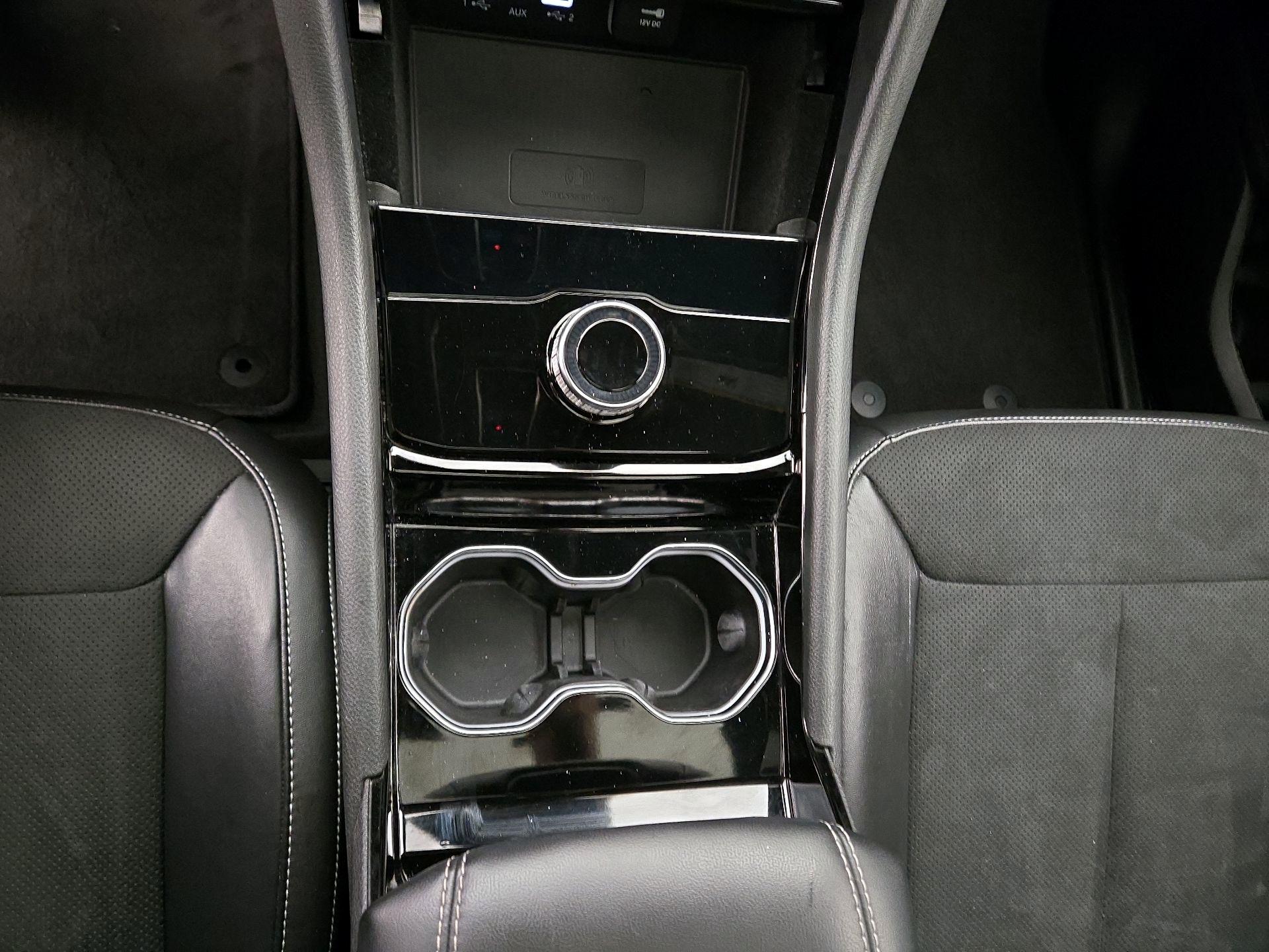 Thumbnail: 2022 Jeep Grand Cherokee - 17