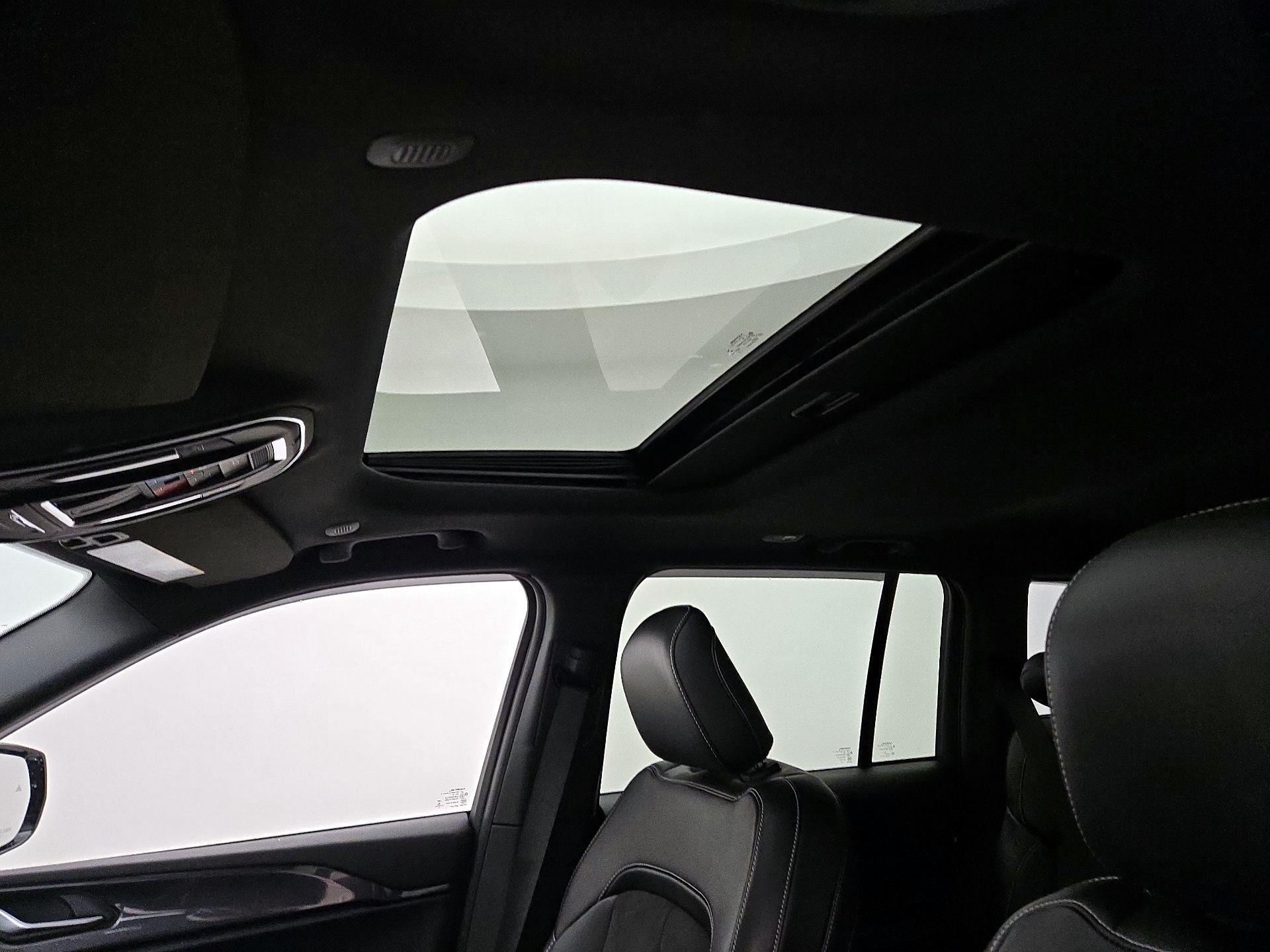 Thumbnail: 2022 Jeep Grand Cherokee - 19