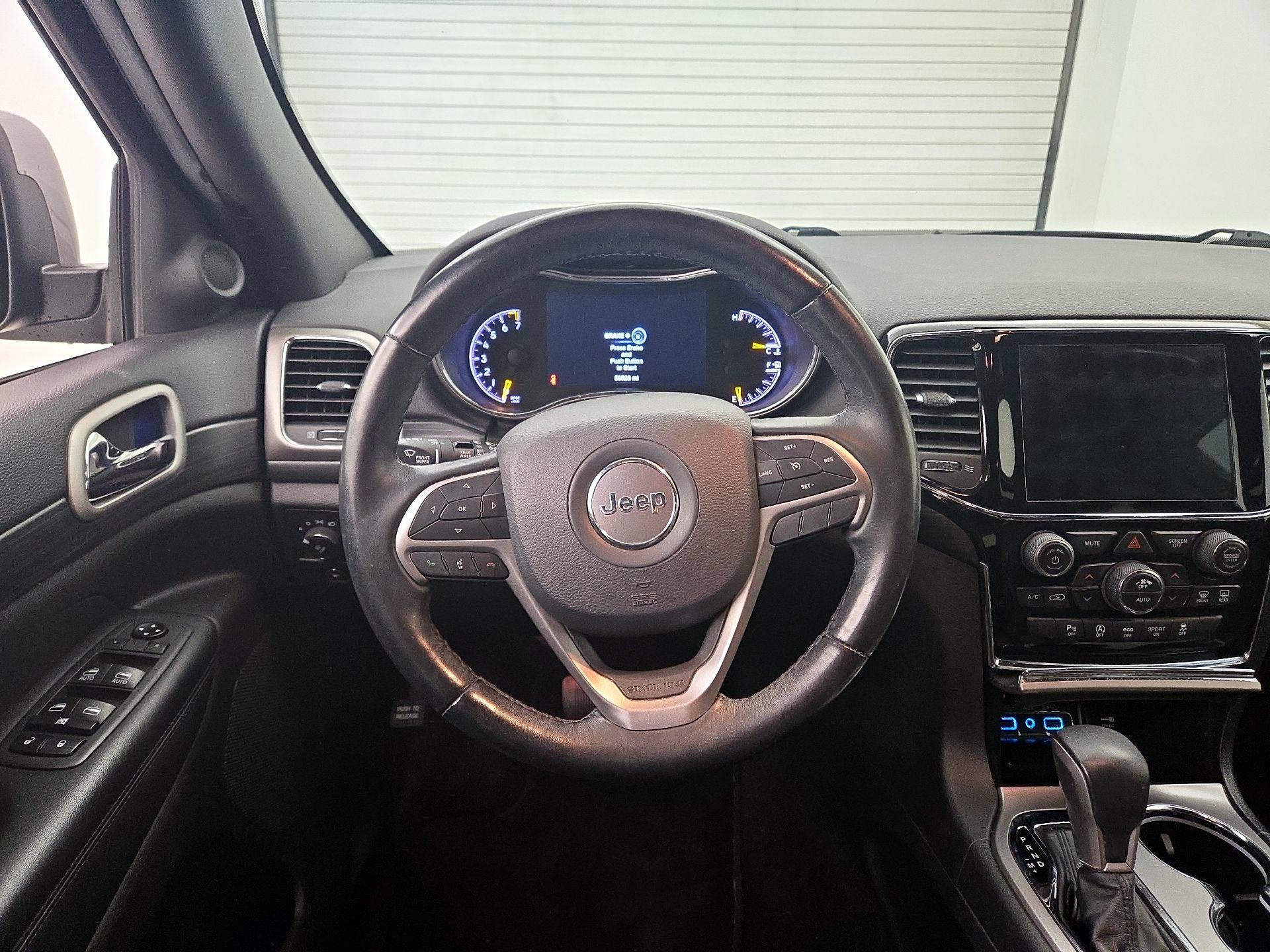 Thumbnail: 2020 Jeep Grand Cherokee - 10