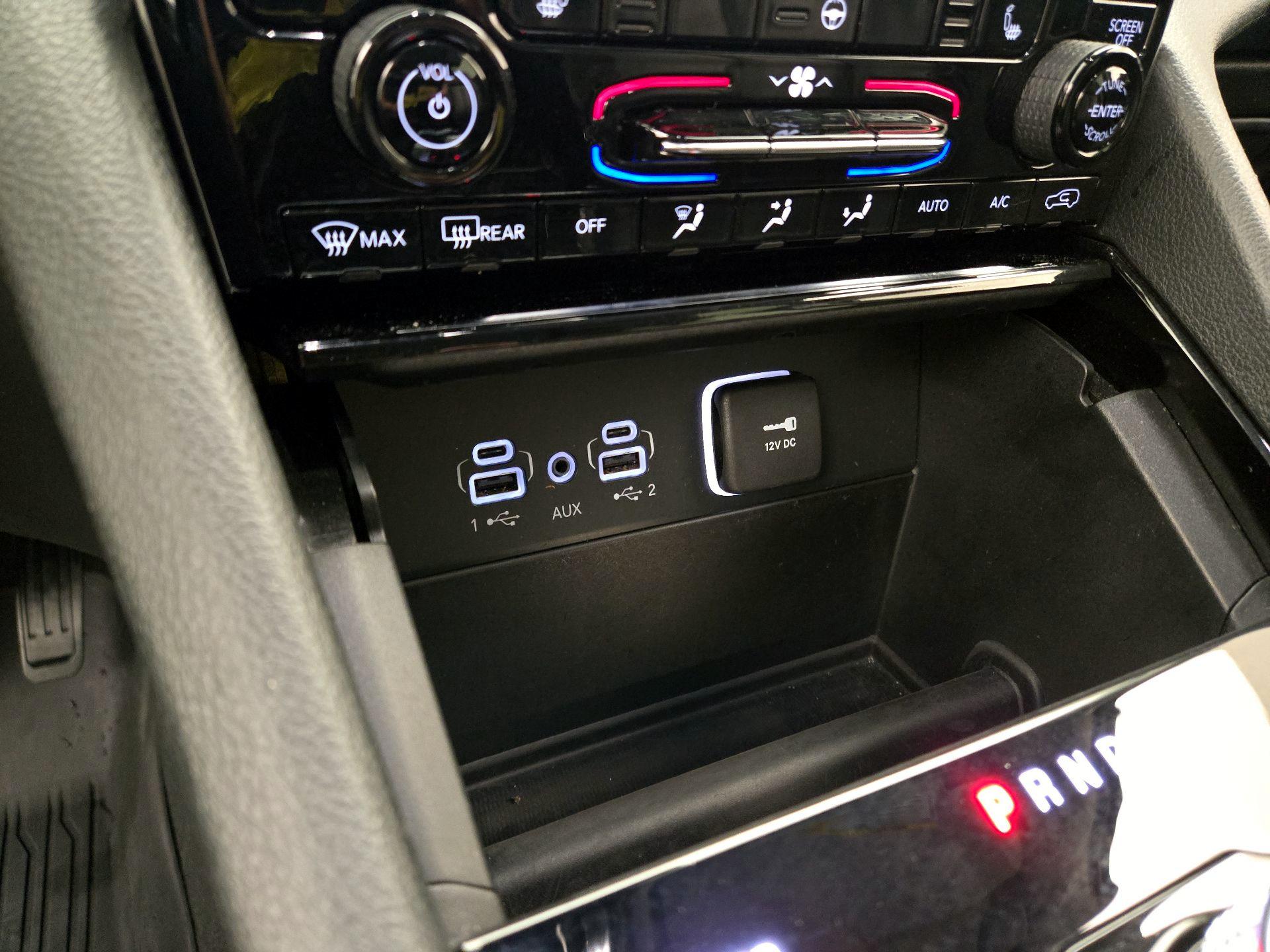 Thumbnail: 2023 Jeep Grand Cherokee - 19