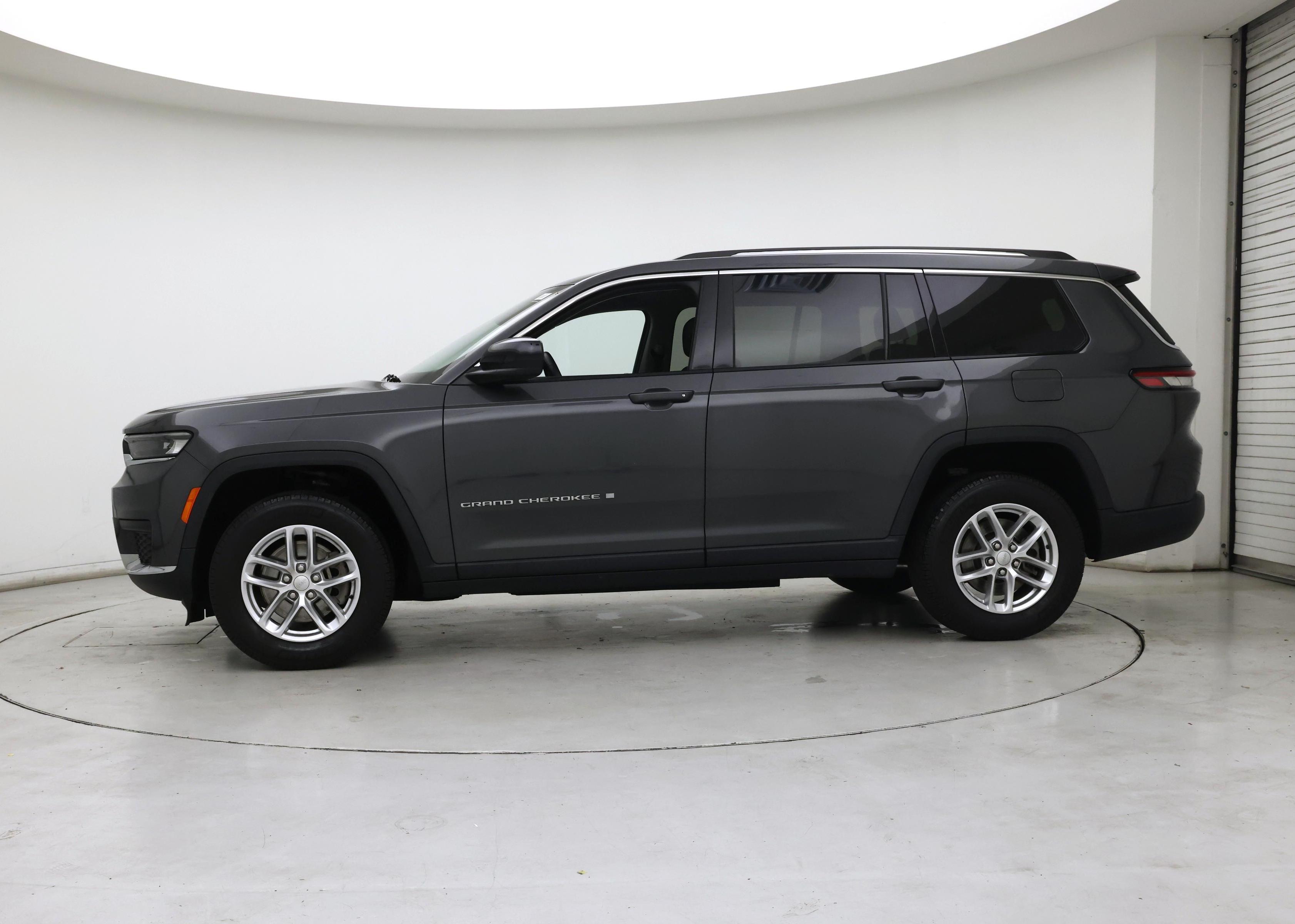 Thumbnail: 2022 Jeep Grand Cherokee L - 3