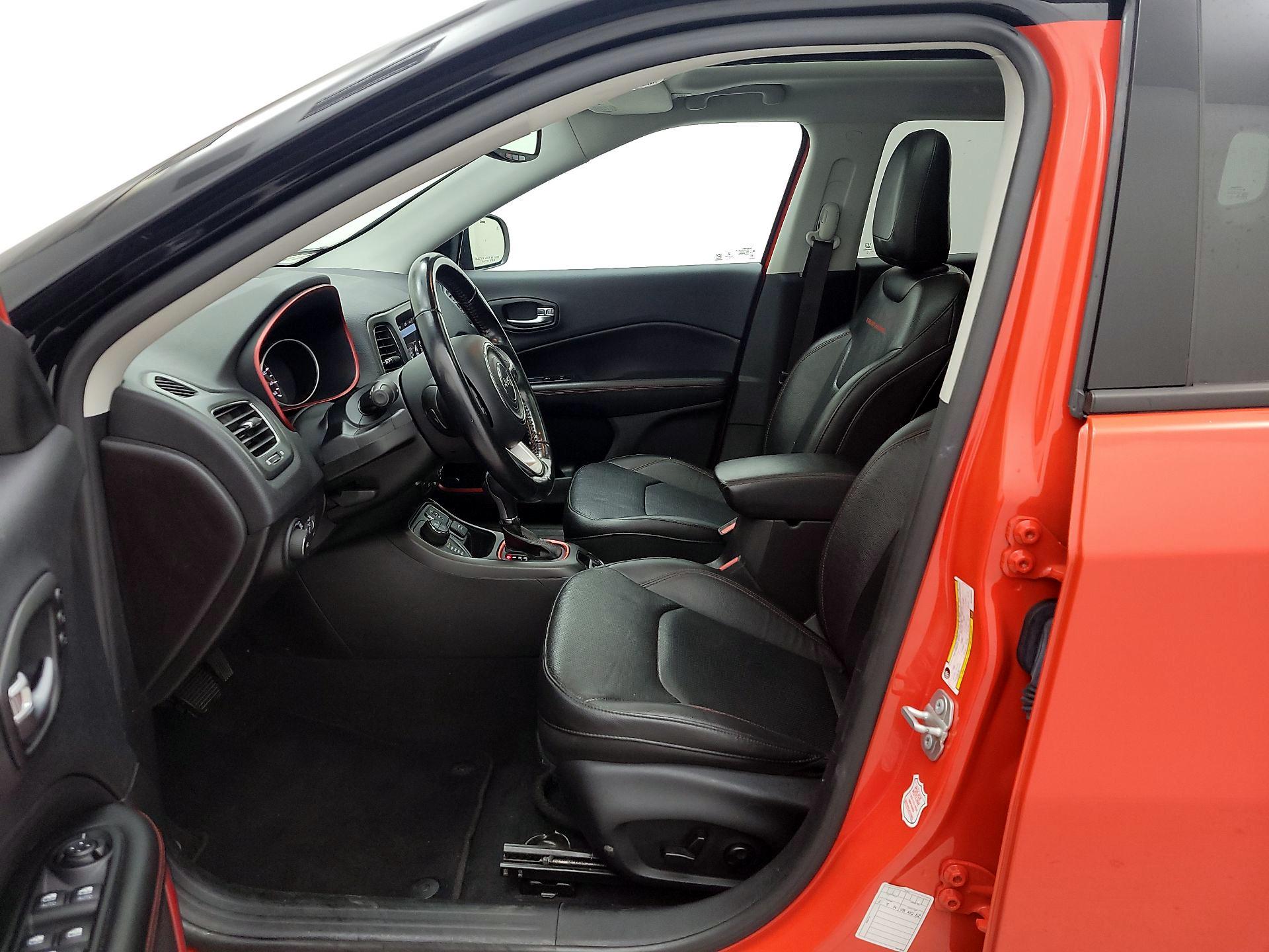 Thumbnail: 2021 Jeep Compass - 11