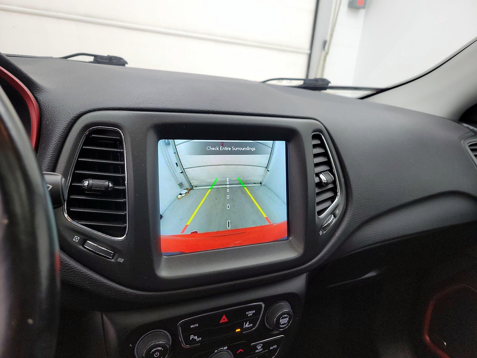 Thumbnail: 2021 Jeep Compass - 15