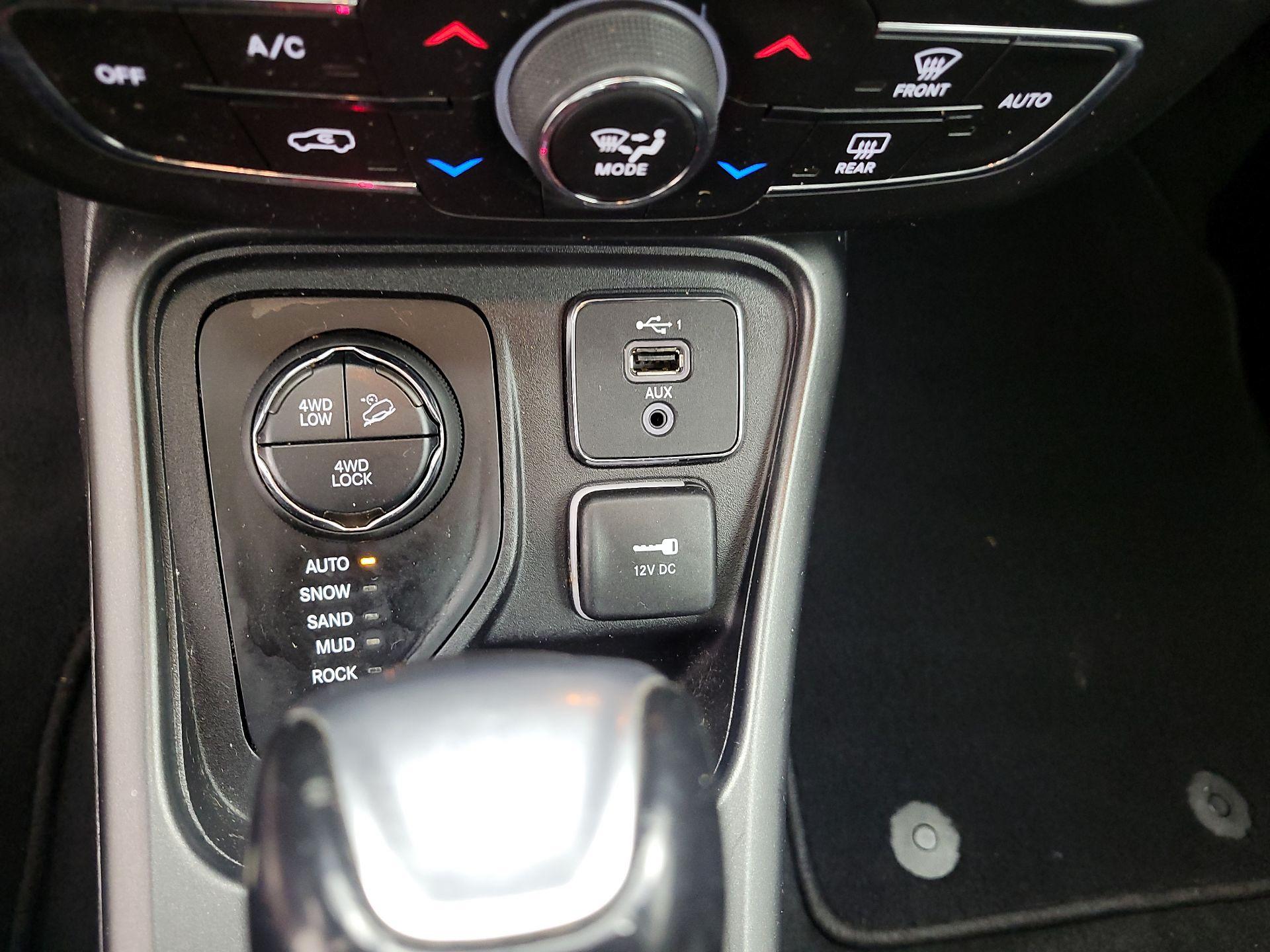 Thumbnail: 2021 Jeep Compass - 19