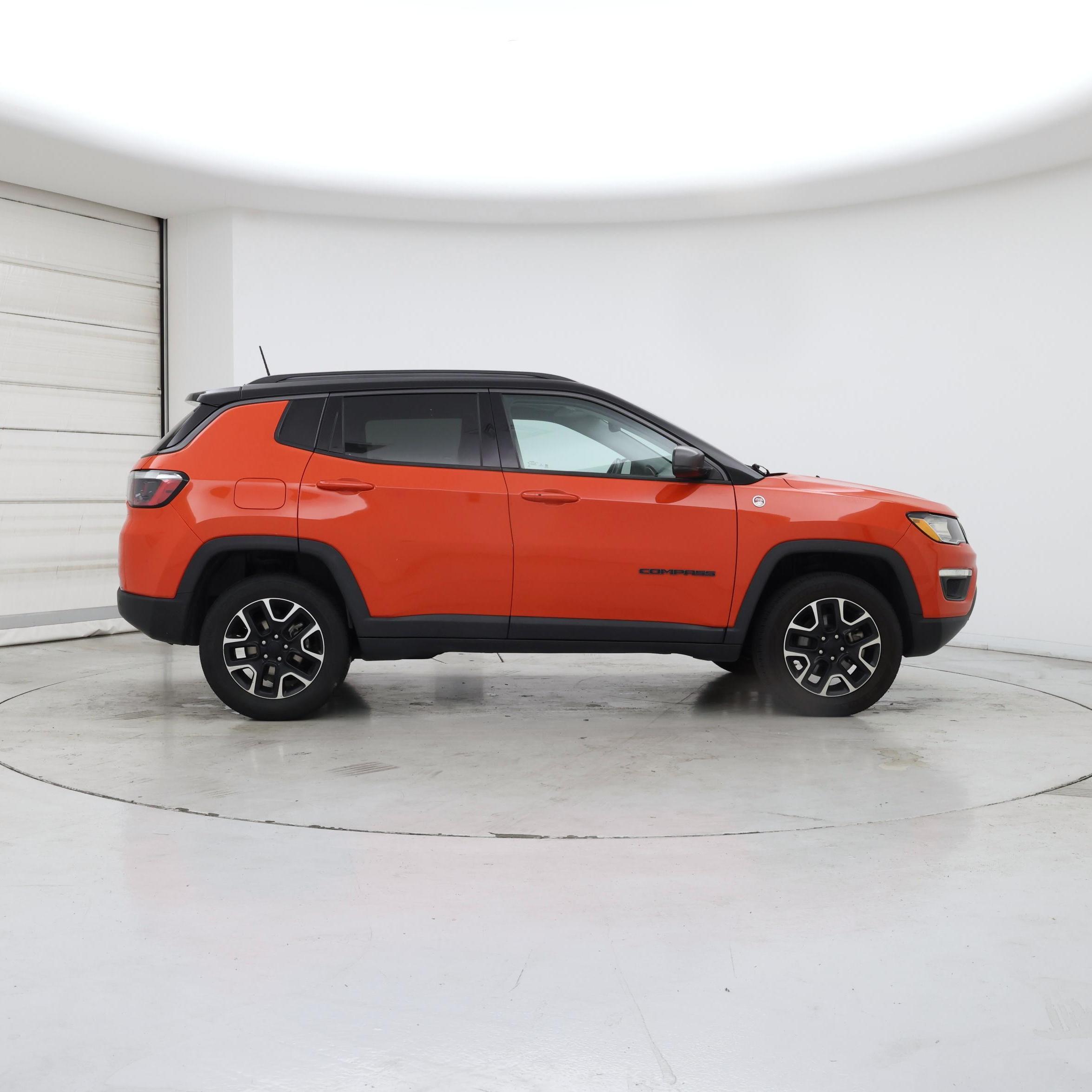 Thumbnail: 2021 Jeep Compass - 7