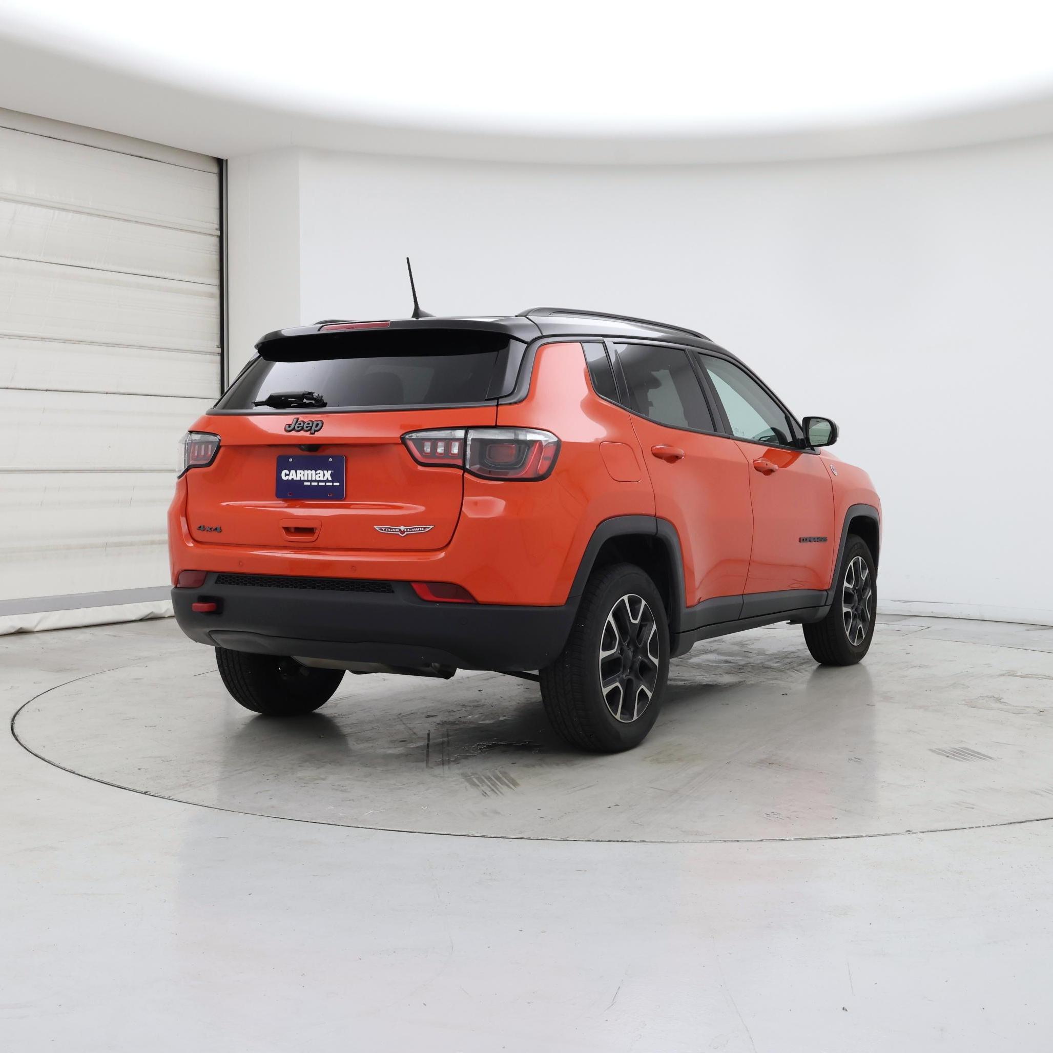 Thumbnail: 2021 Jeep Compass - 8