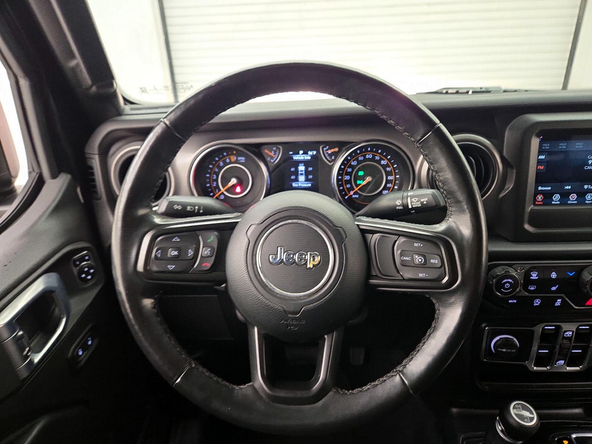 Thumbnail: 2022 Jeep Gladiator - 10